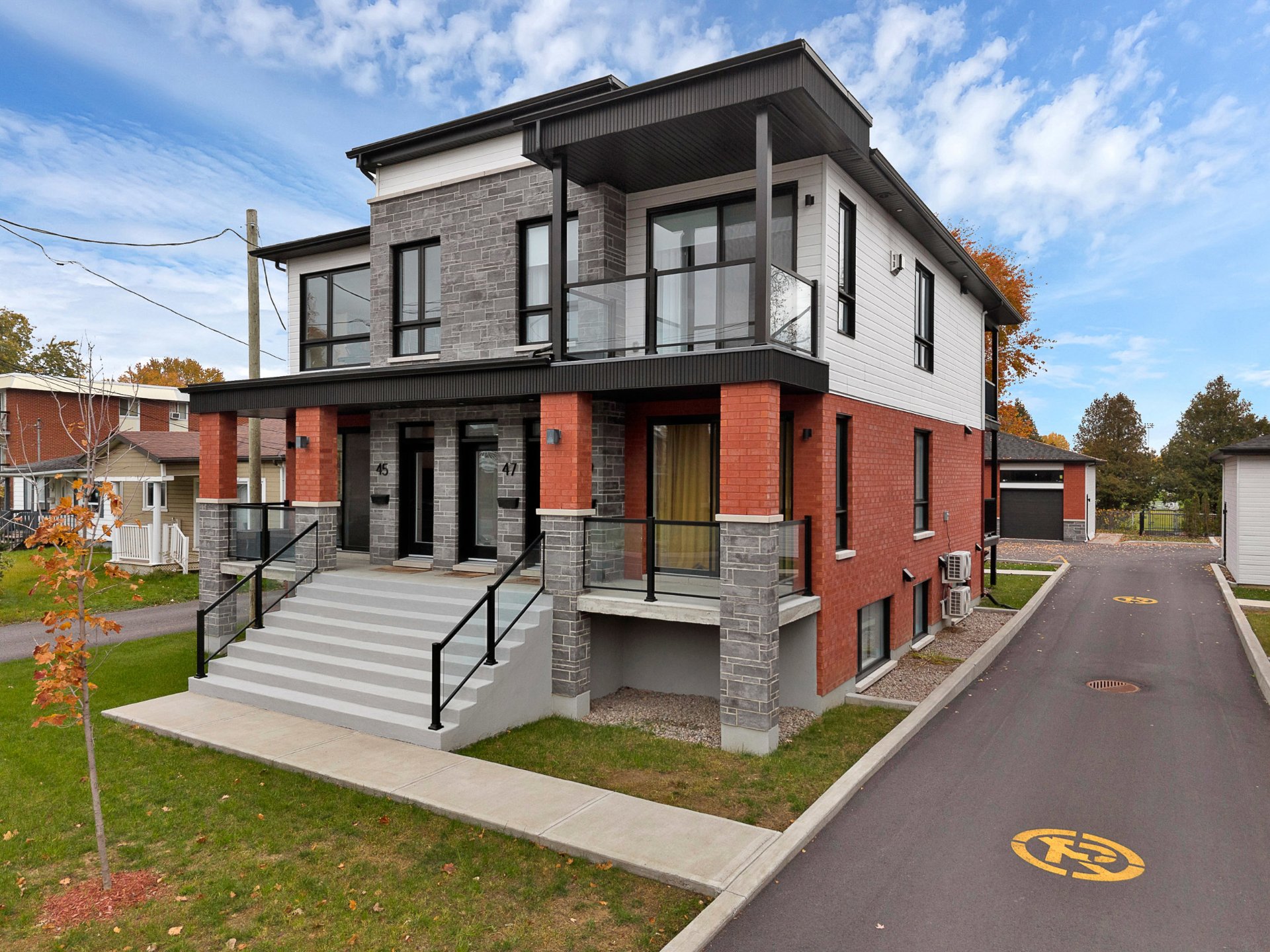 MLS: 23721489