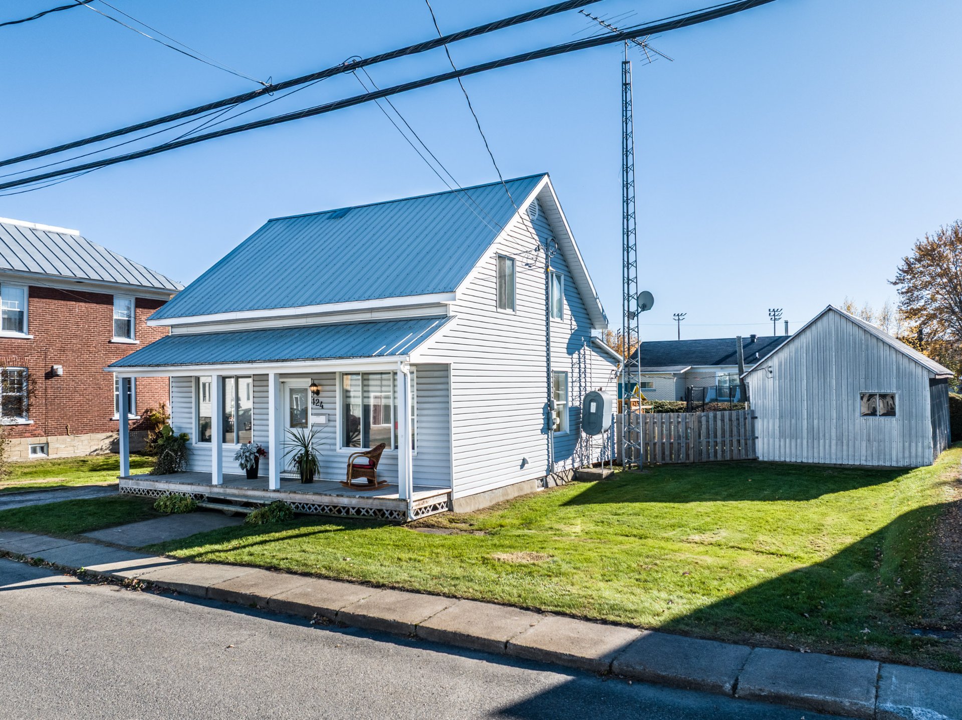 MLS: 15551661