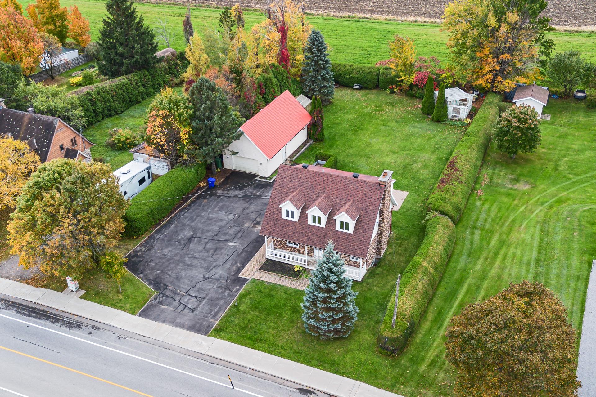MLS: 20541363