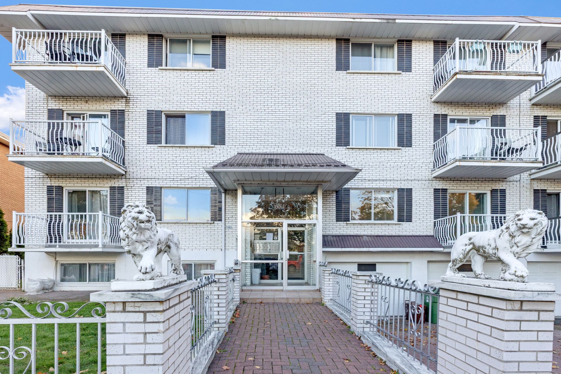 MLS: 18653602