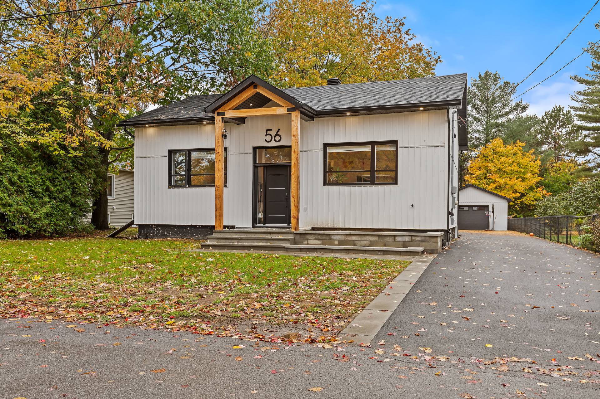 MLS: 21959810