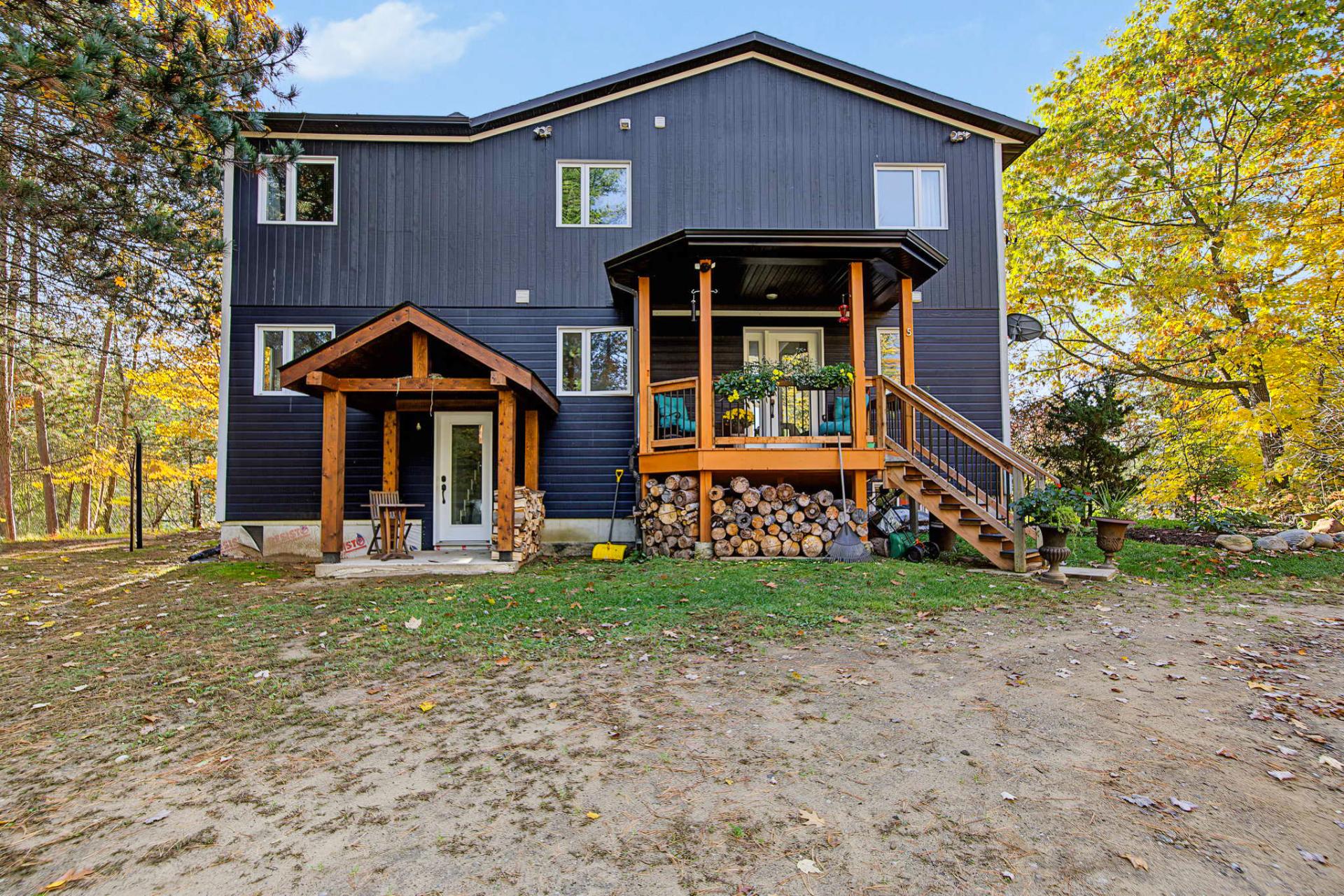 MLS: 27938312