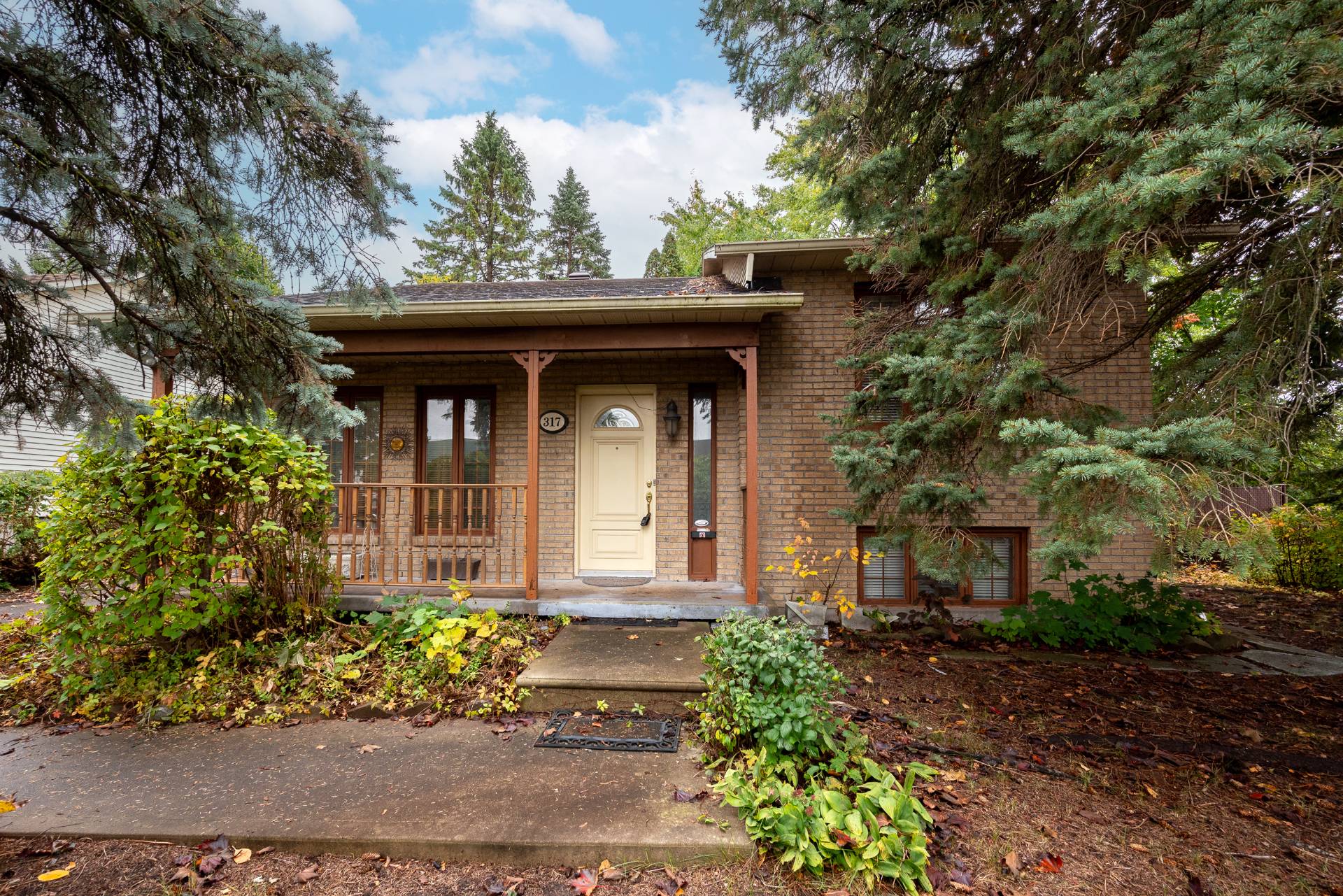 MLS: 26395807