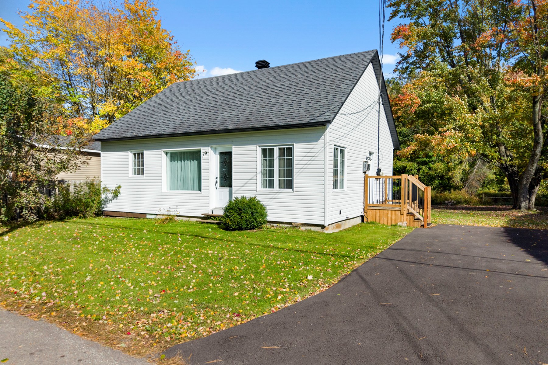 MLS: 23680051