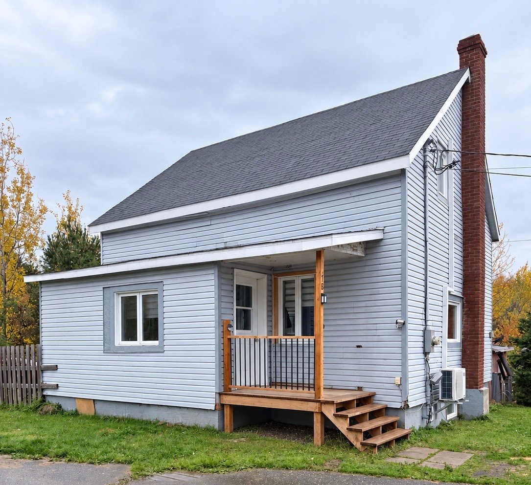 MLS: 23443648