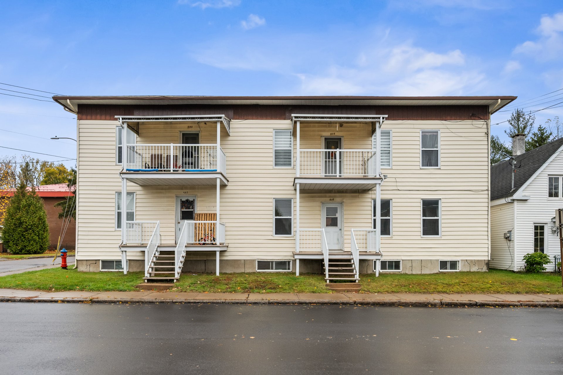 MLS: 20861495