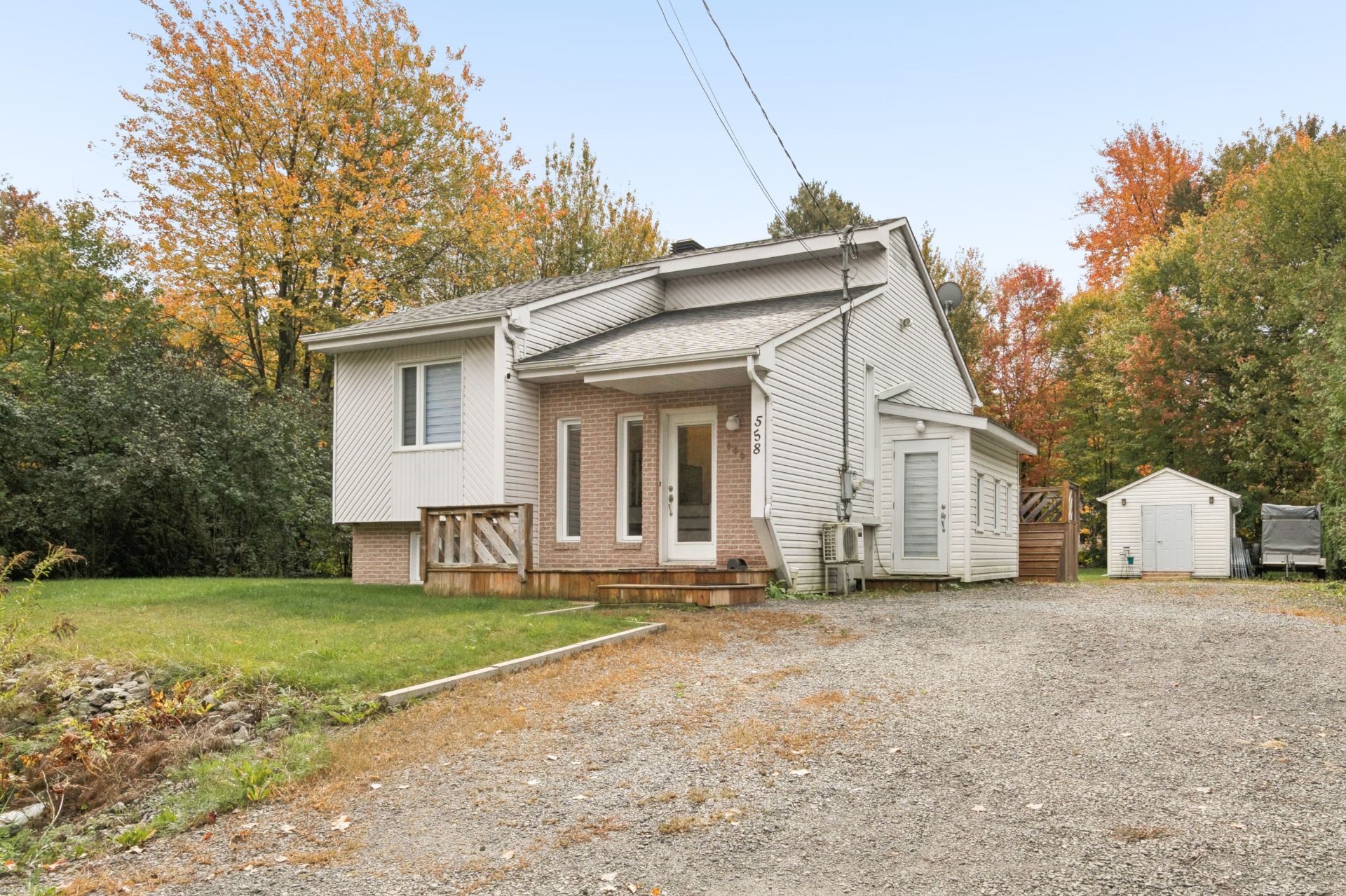 MLS: 23791861