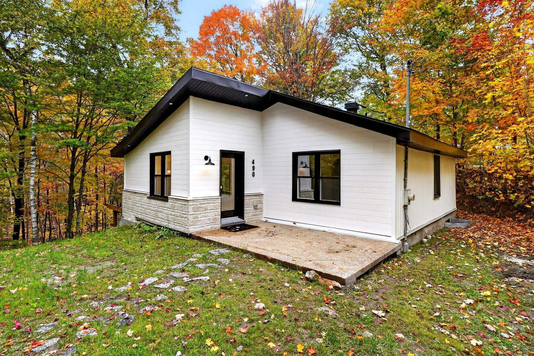MLS: 28022083