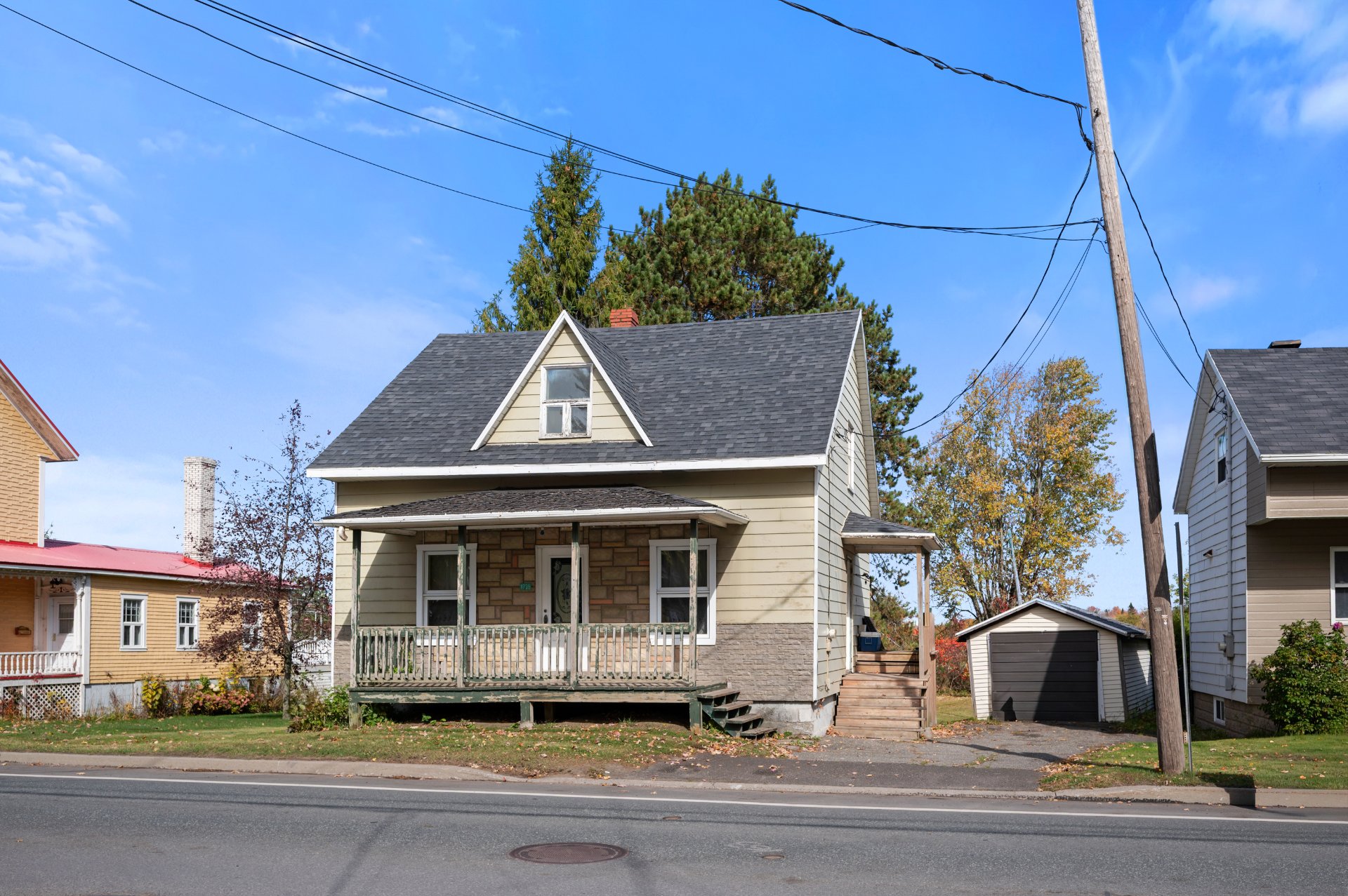 MLS: 28768399