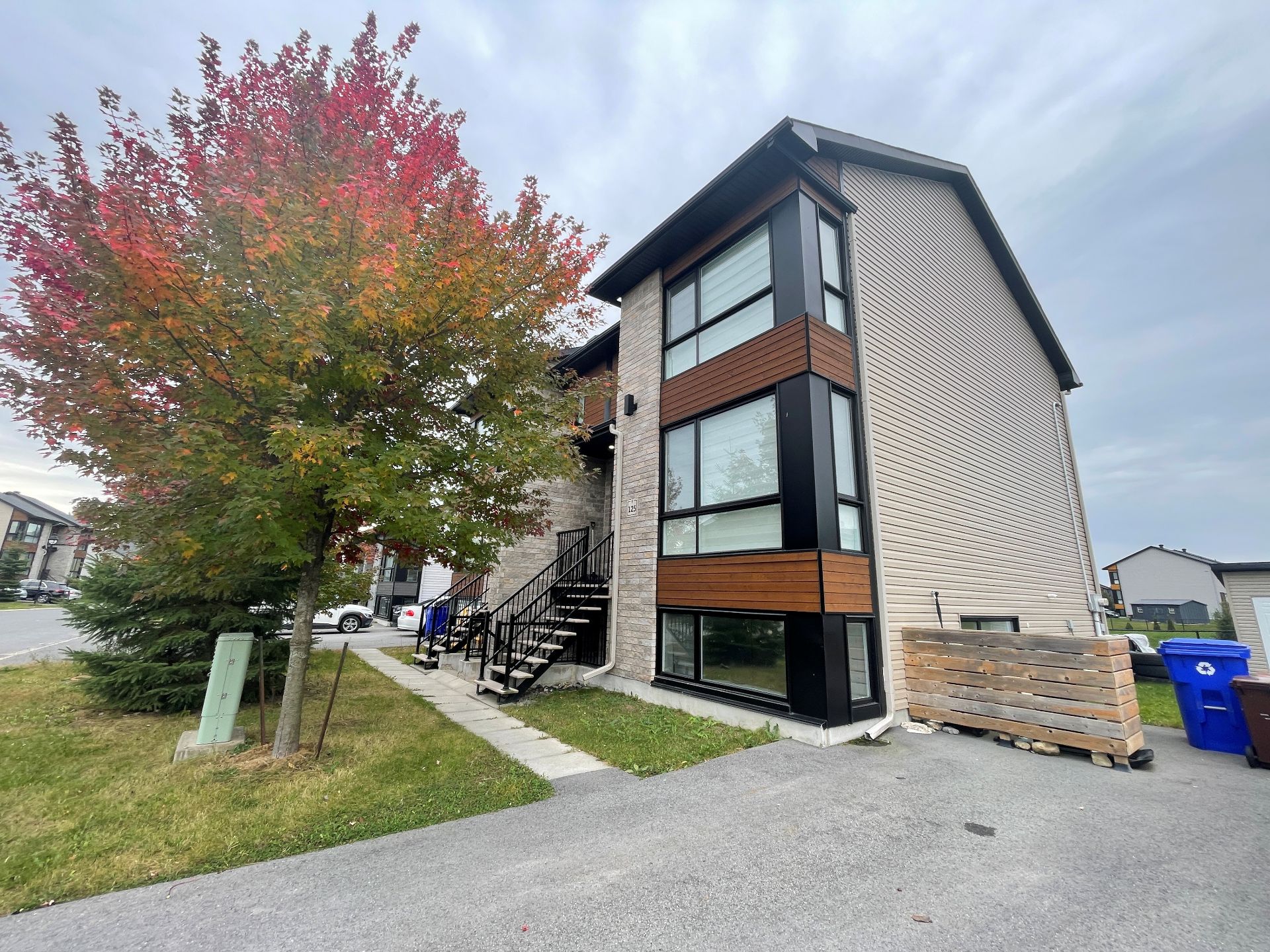 MLS: 26334744