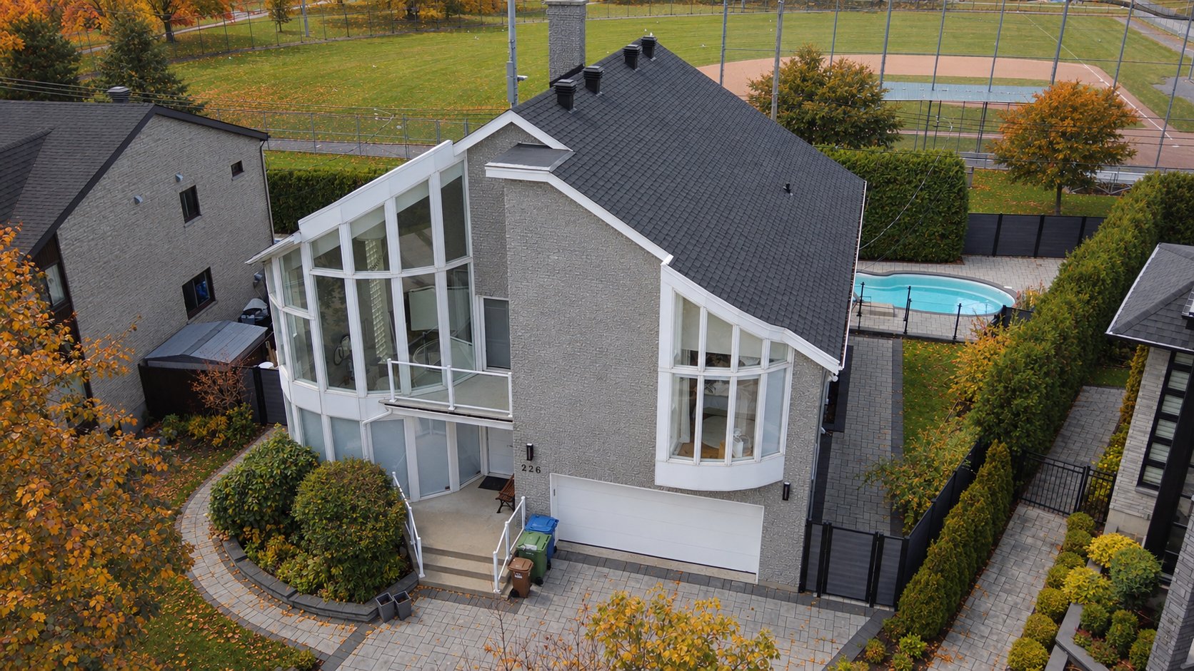 MLS: 21968463