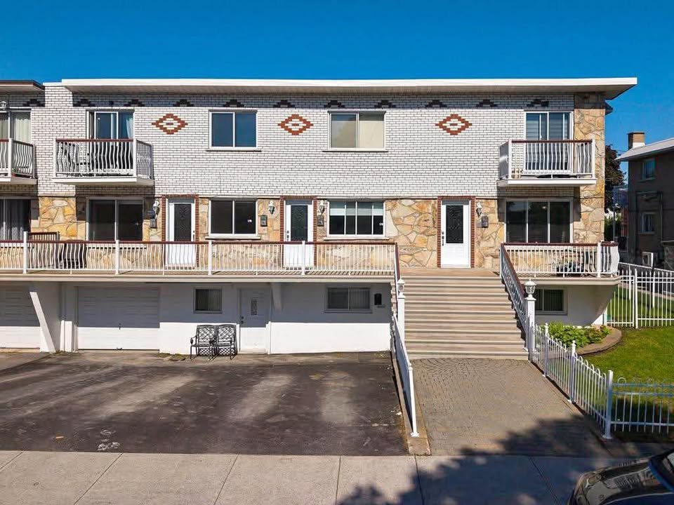 MLS: 22379641