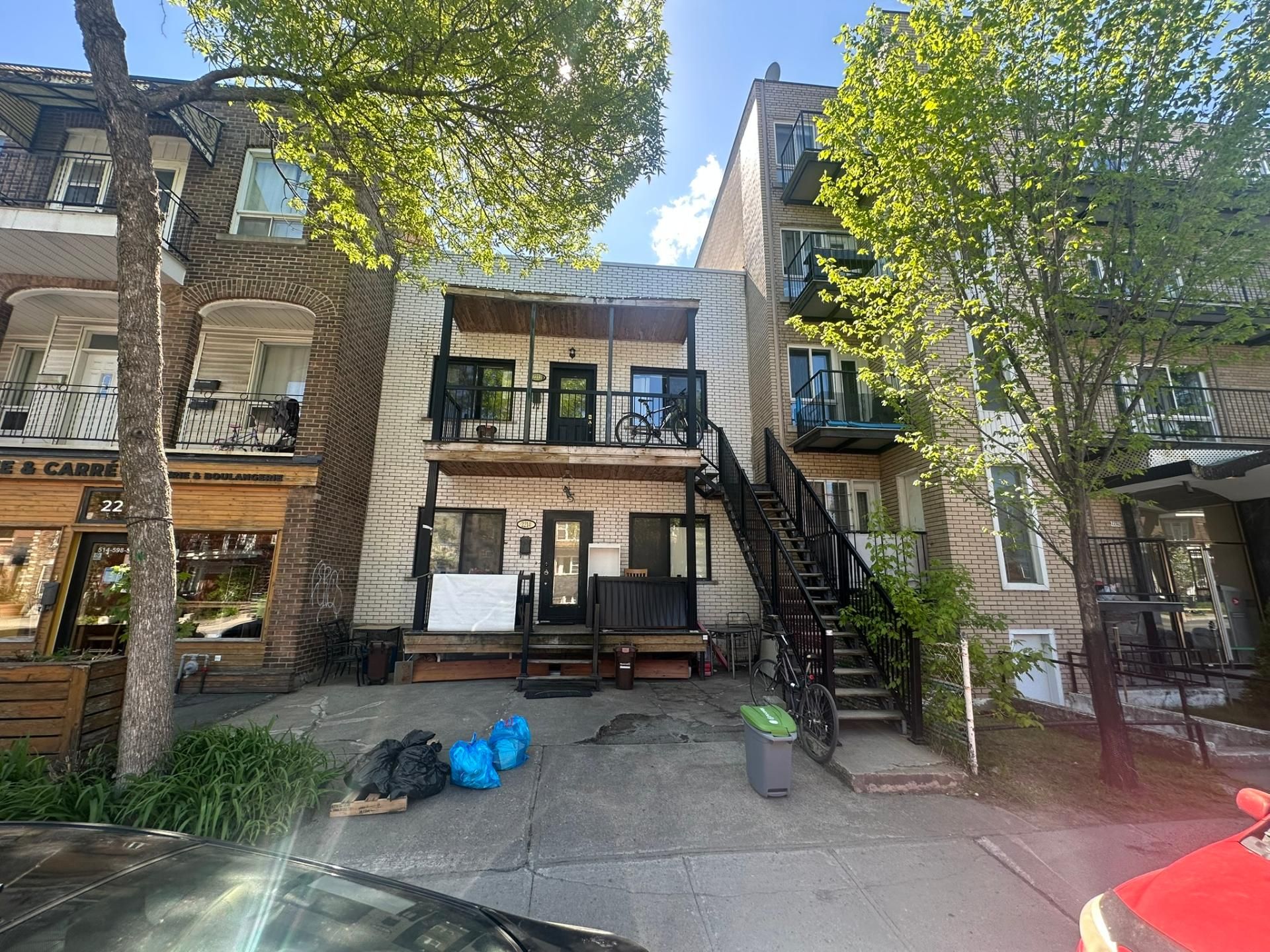 MLS: 10274121