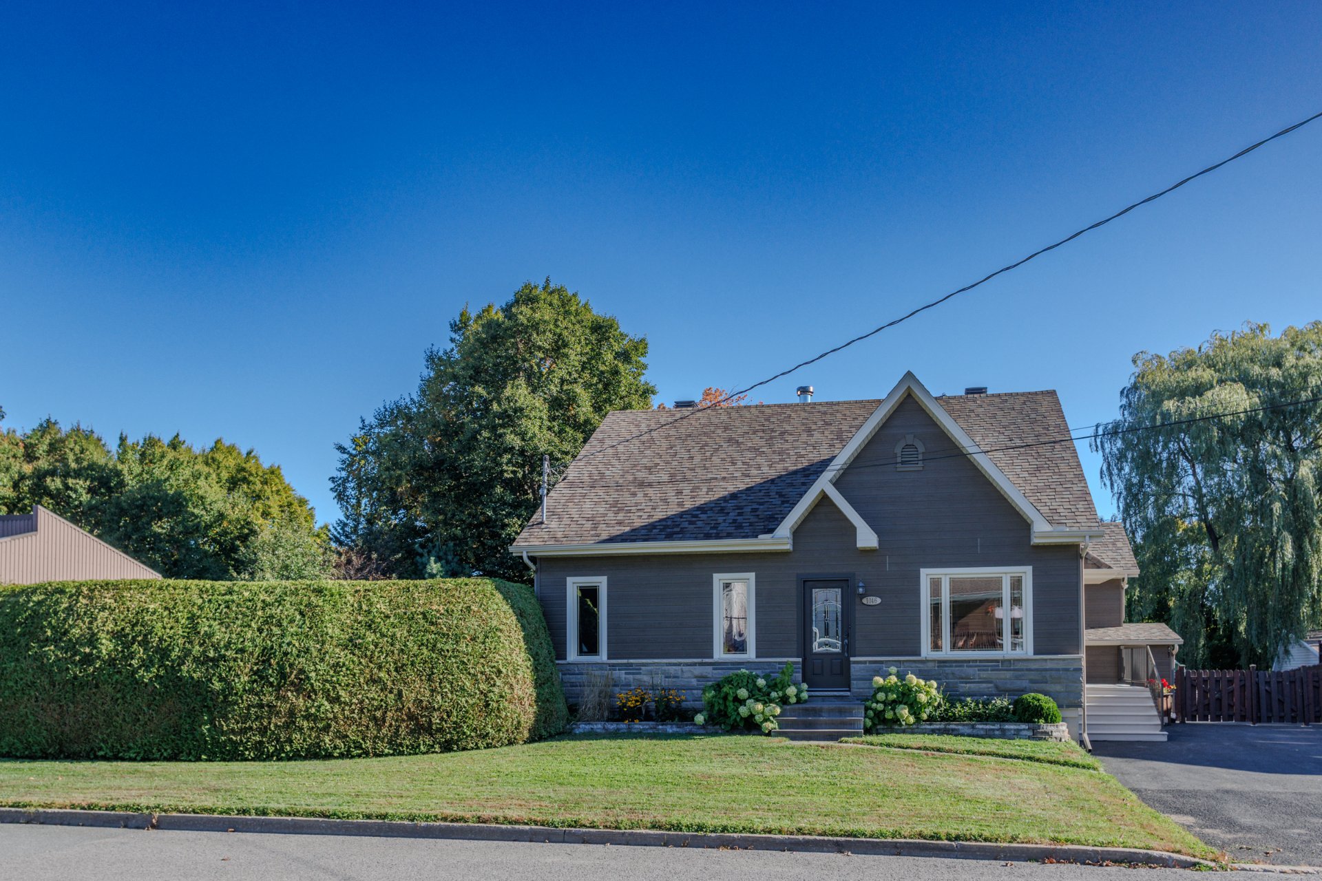 MLS: 10192247