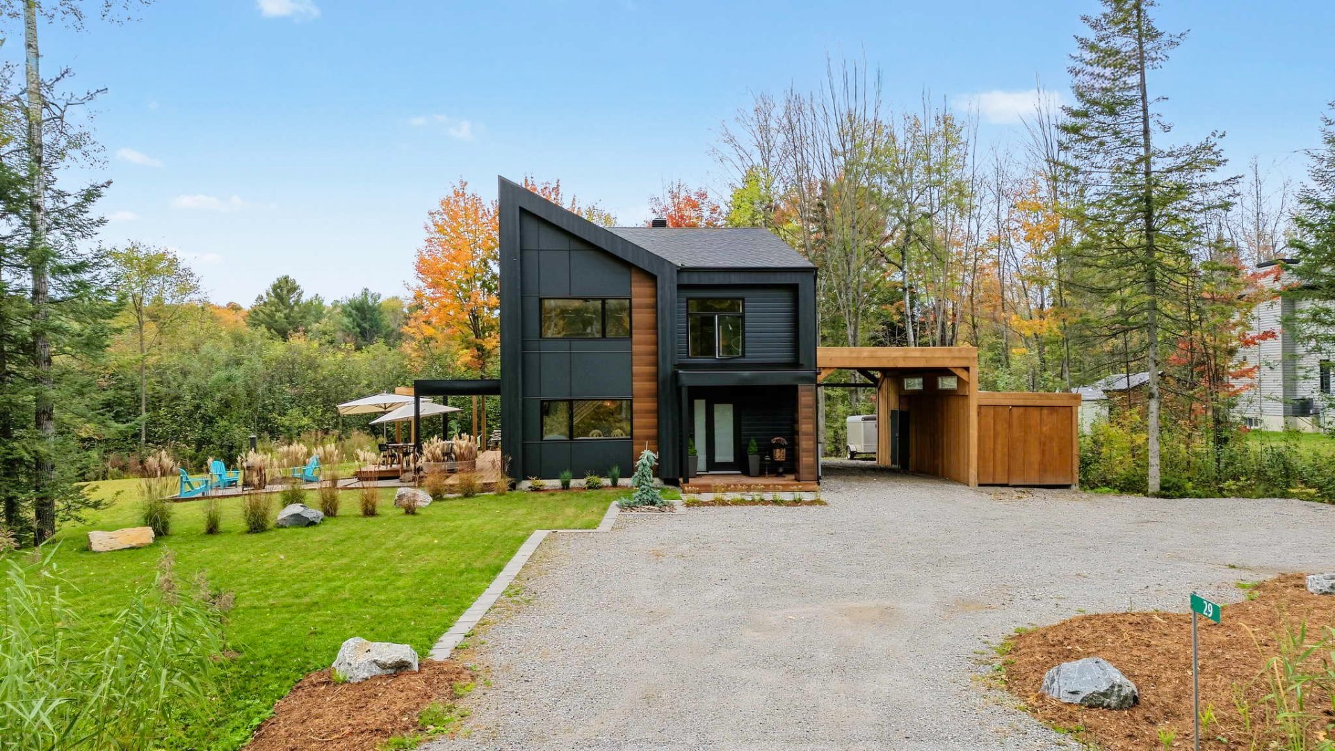 MLS: 22939902