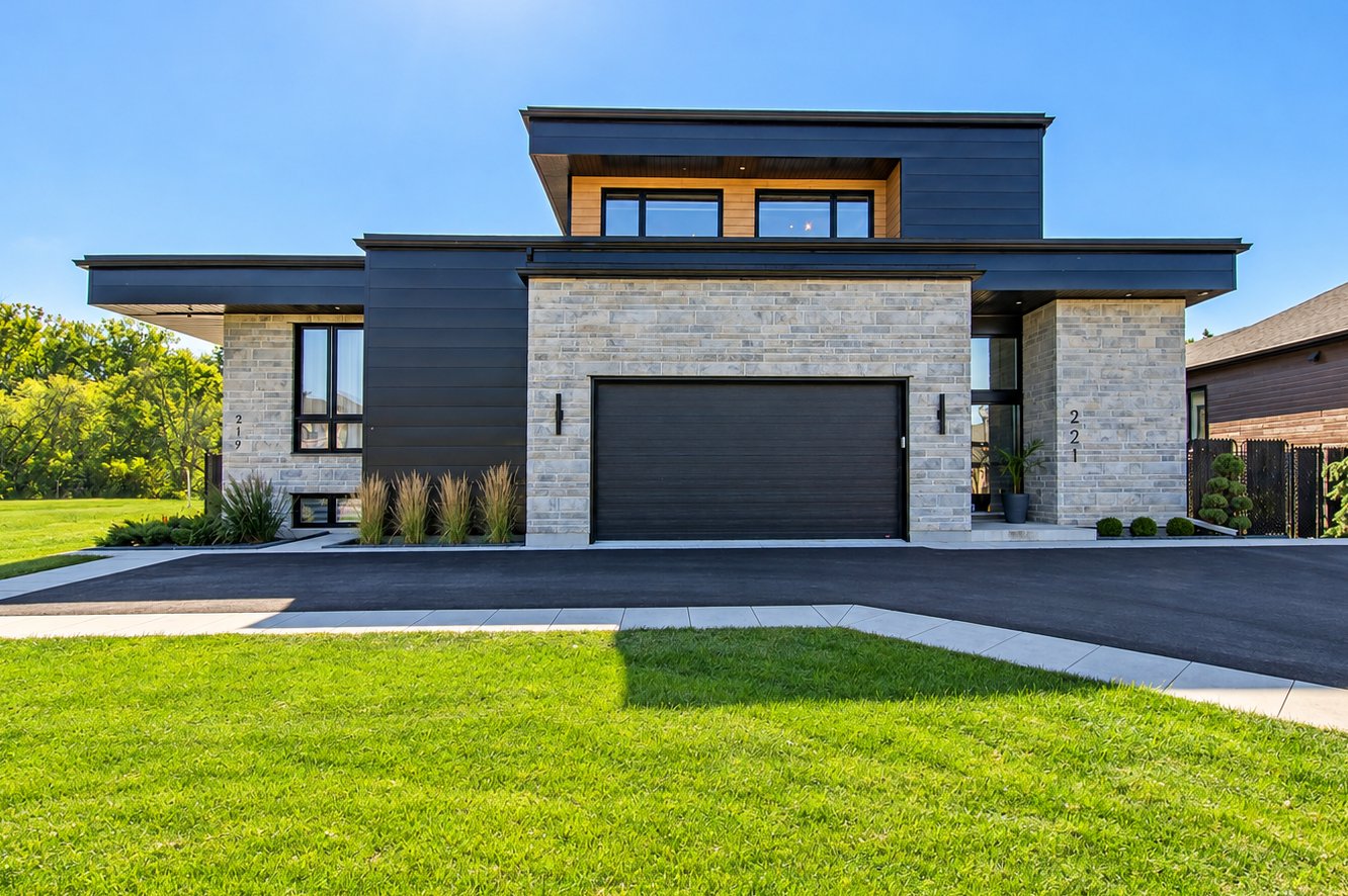 MLS: 16168615