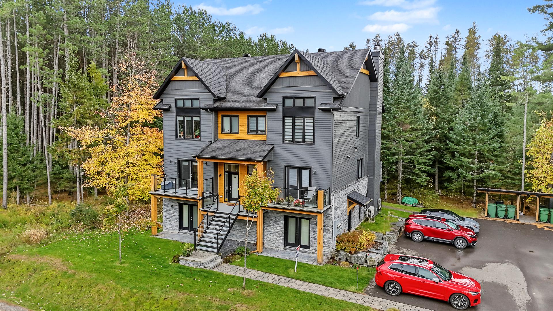 MLS: 28954462