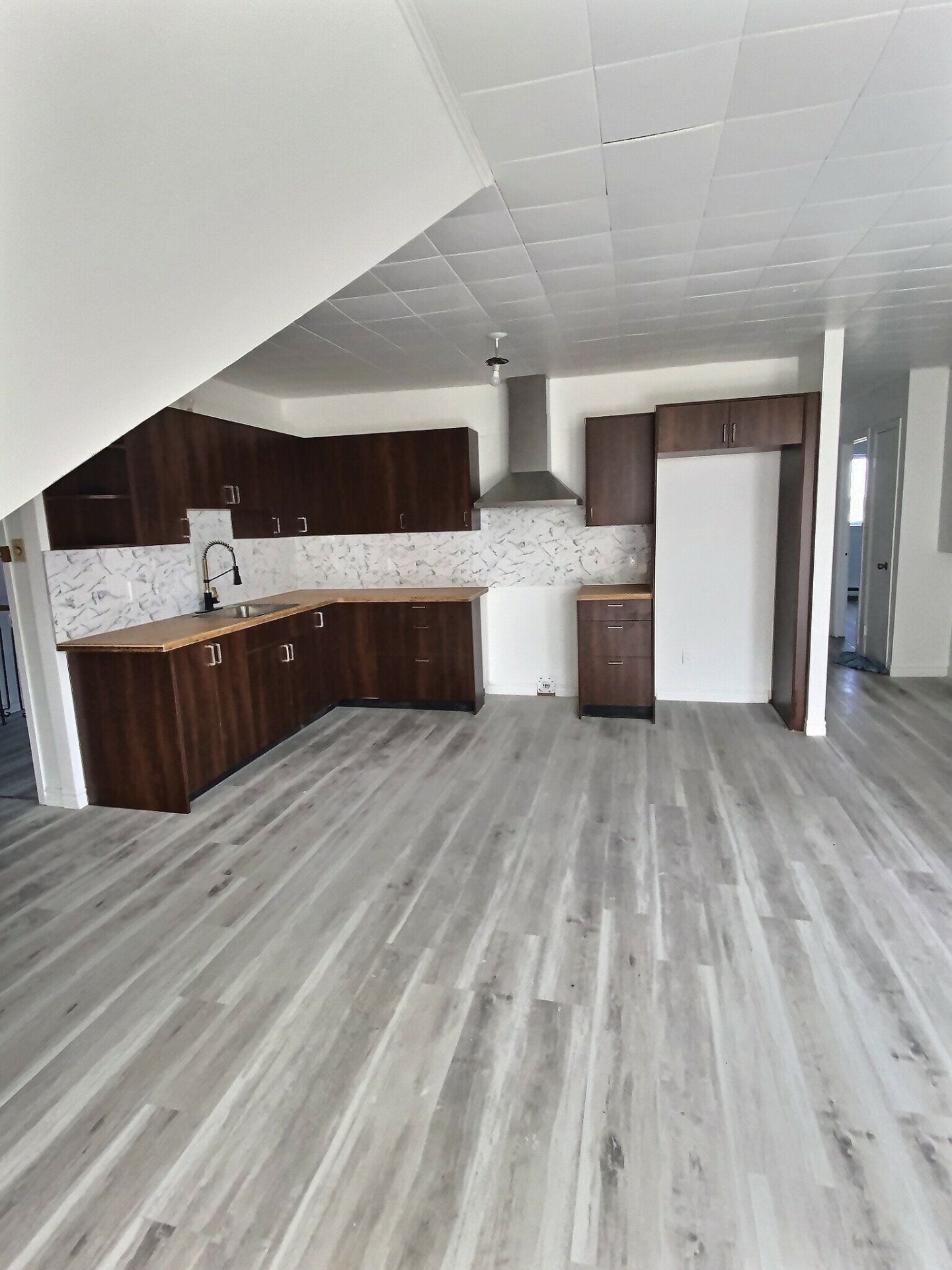 MLS: 10735748