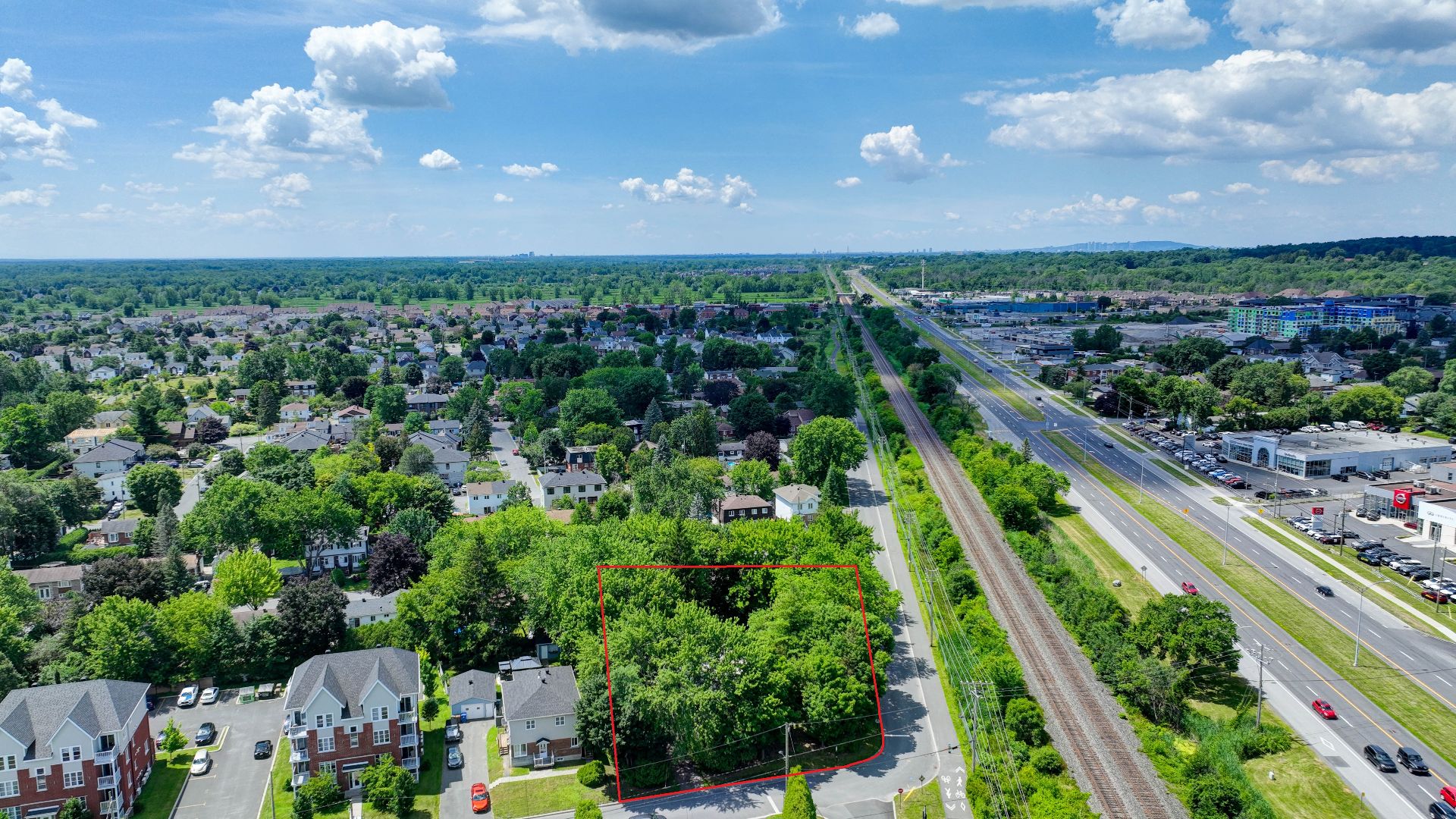 MLS: 15083090