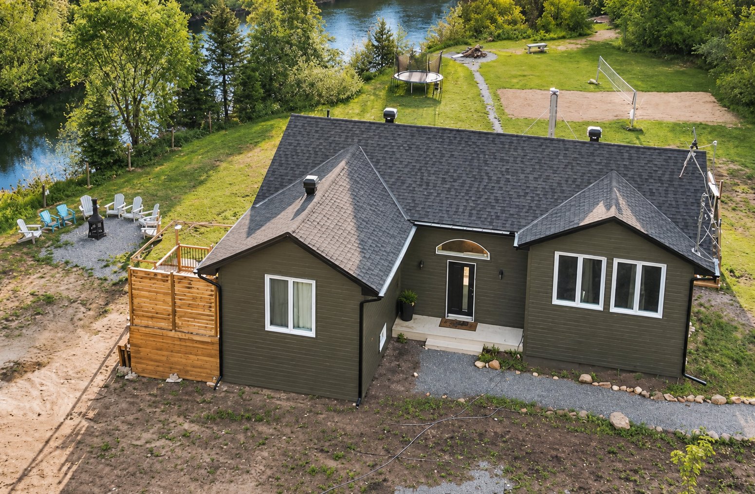 MLS: 17479954