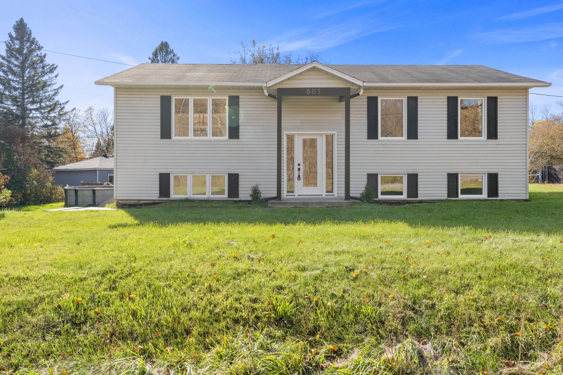 MLS: 19190856