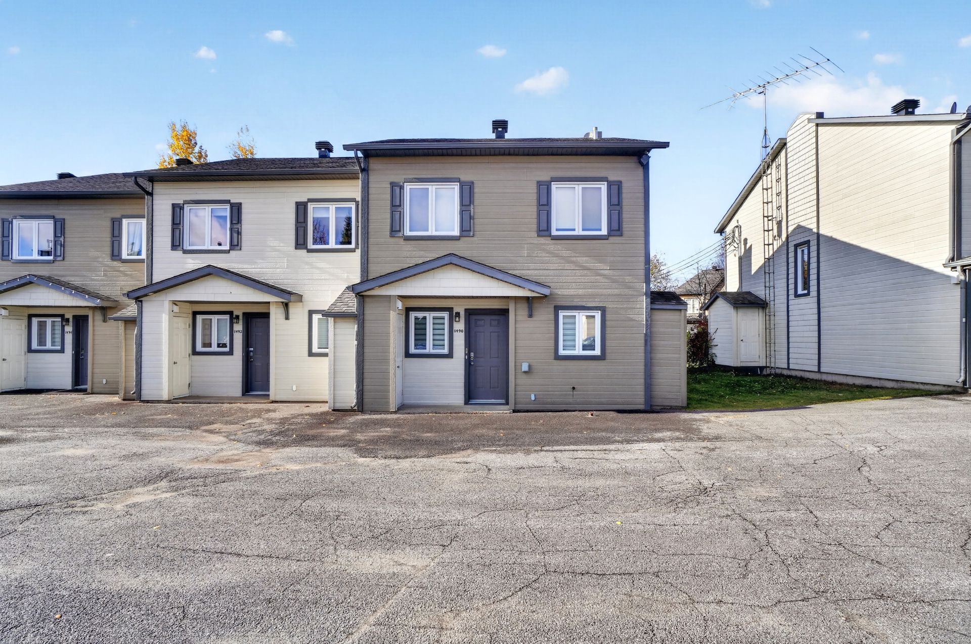 MLS: 14048223