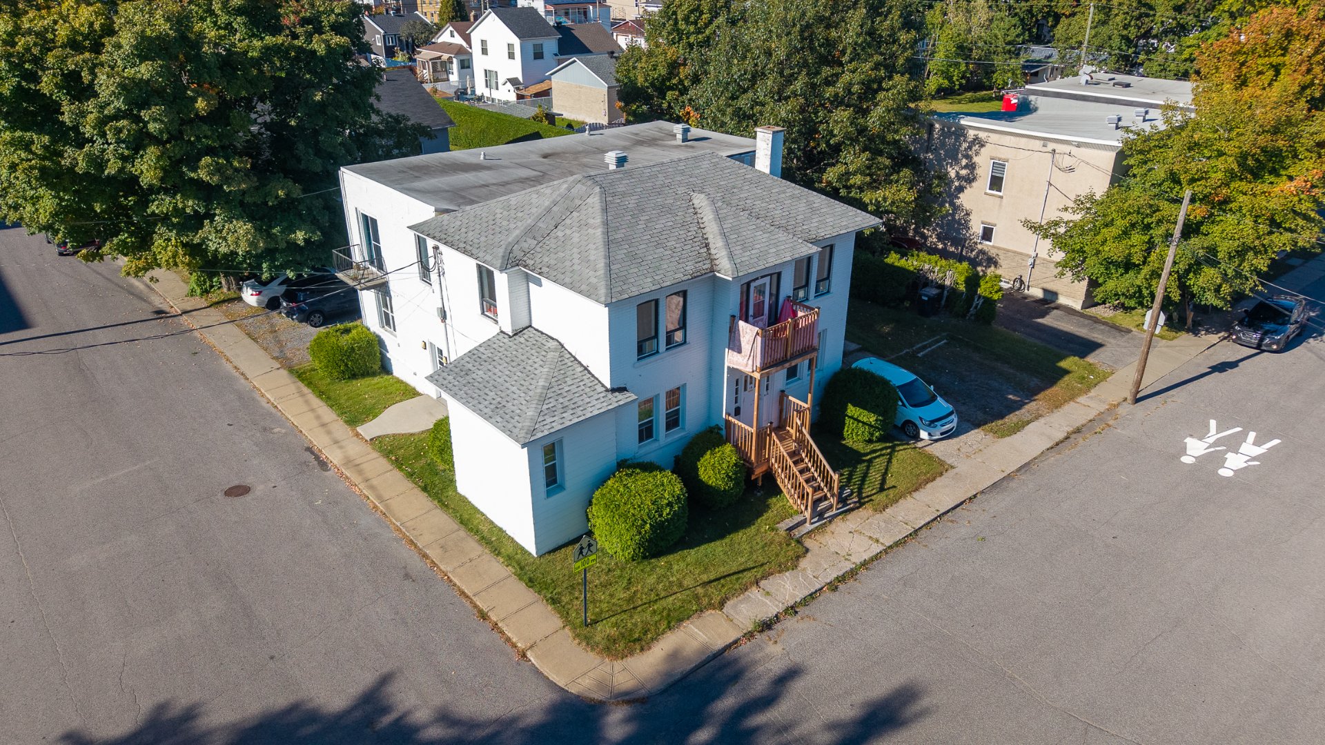 MLS: 27316675