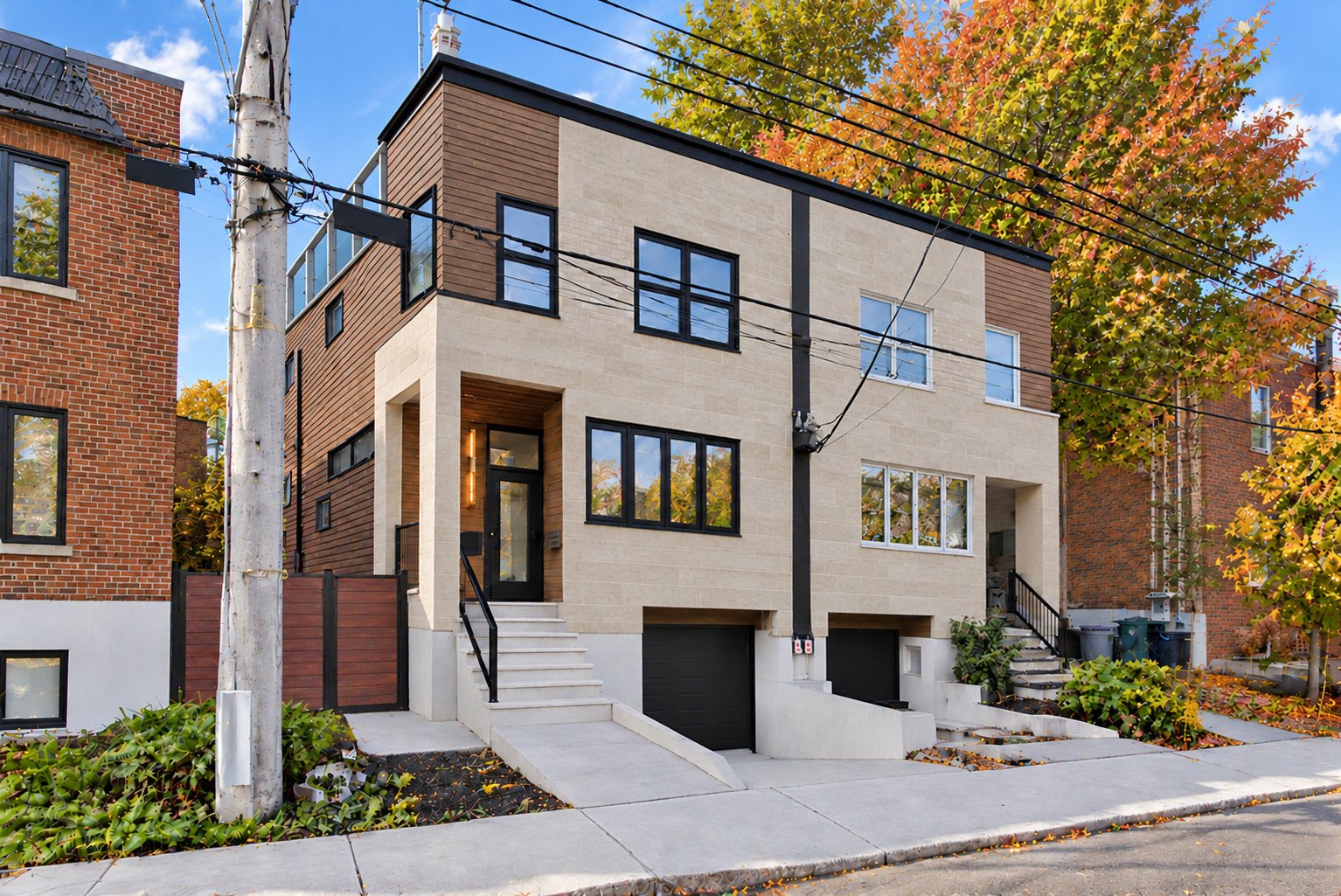 MLS: 23924668