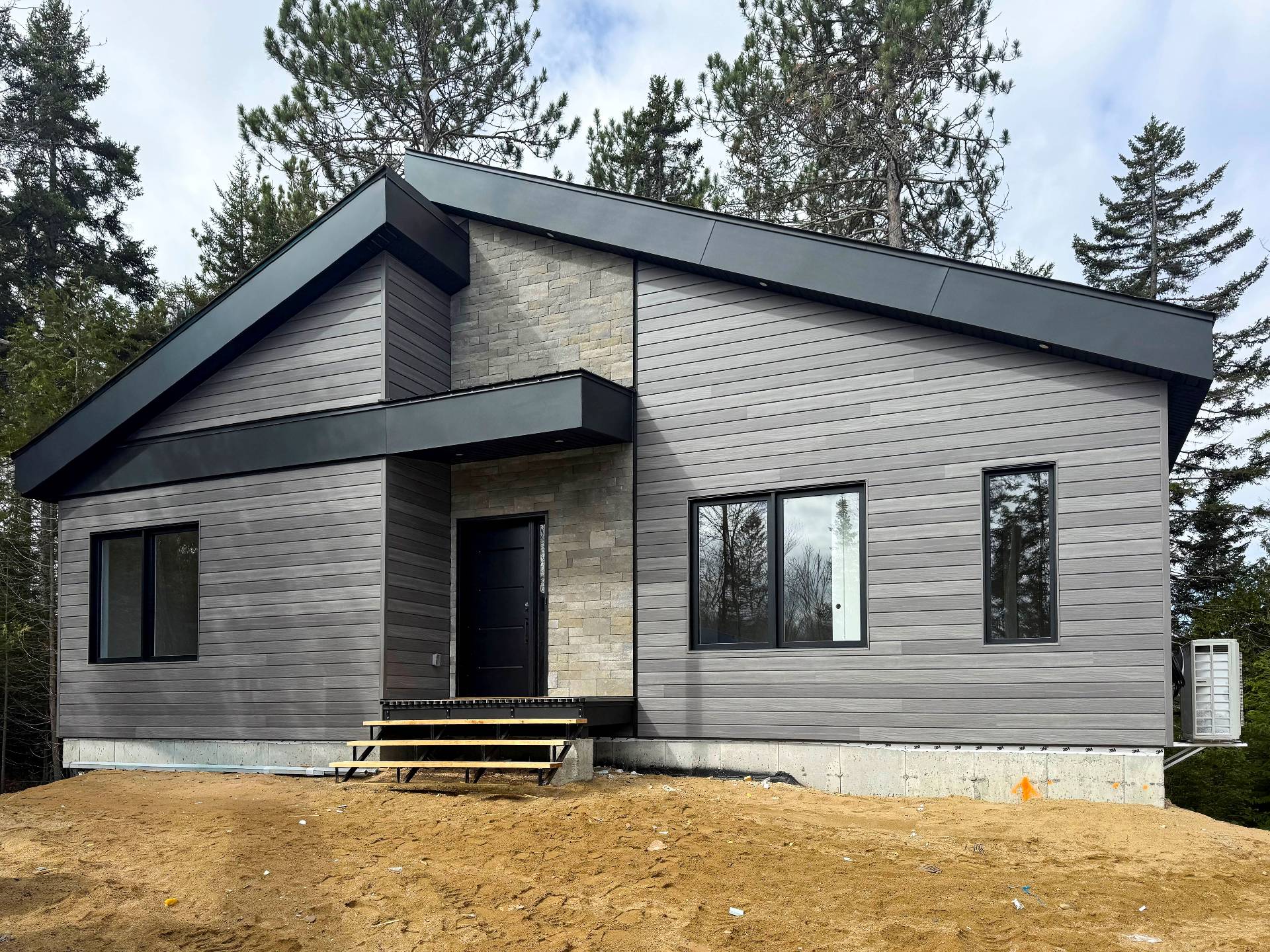 MLS: 20968278