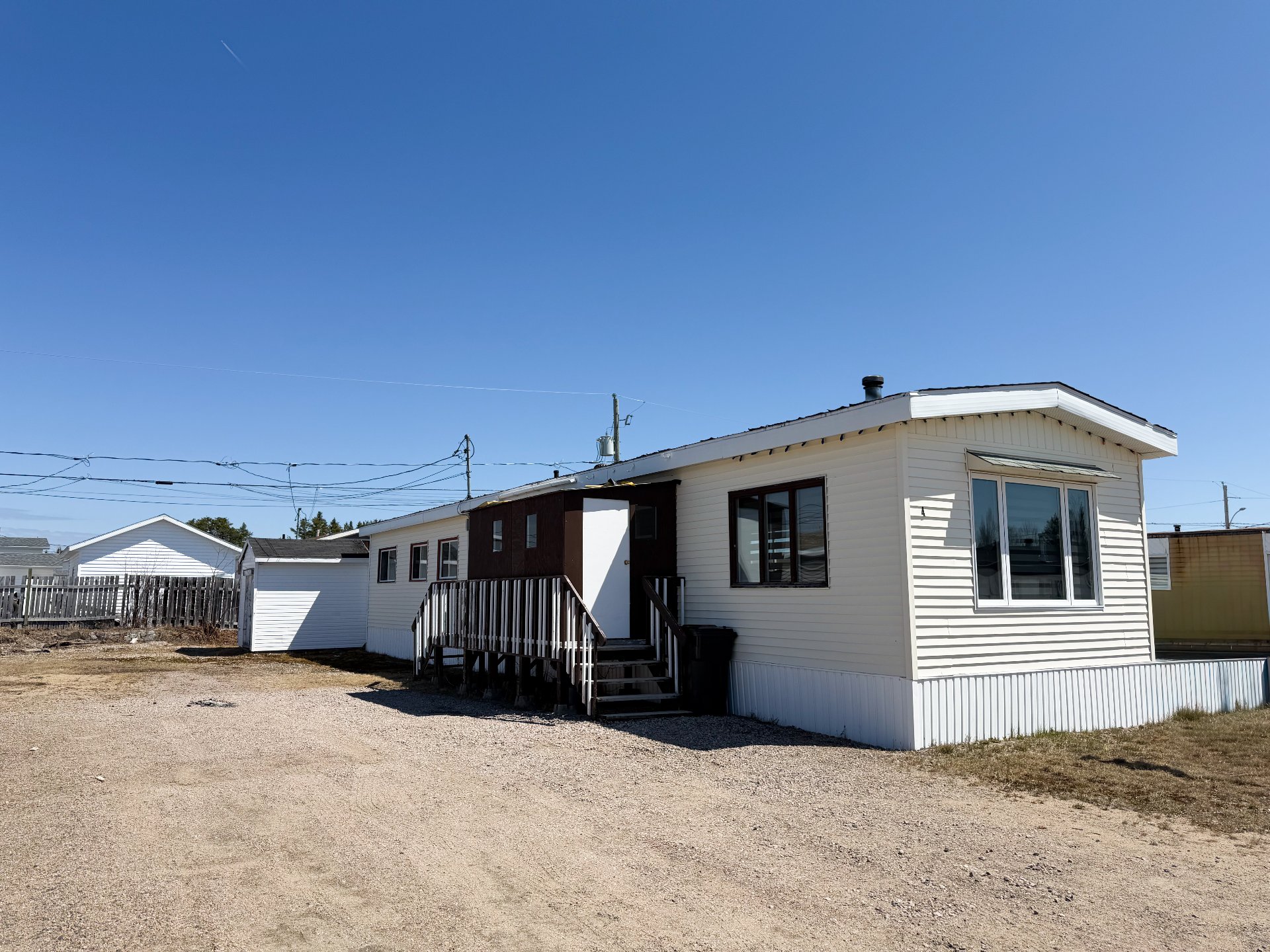 MLS: 28680075