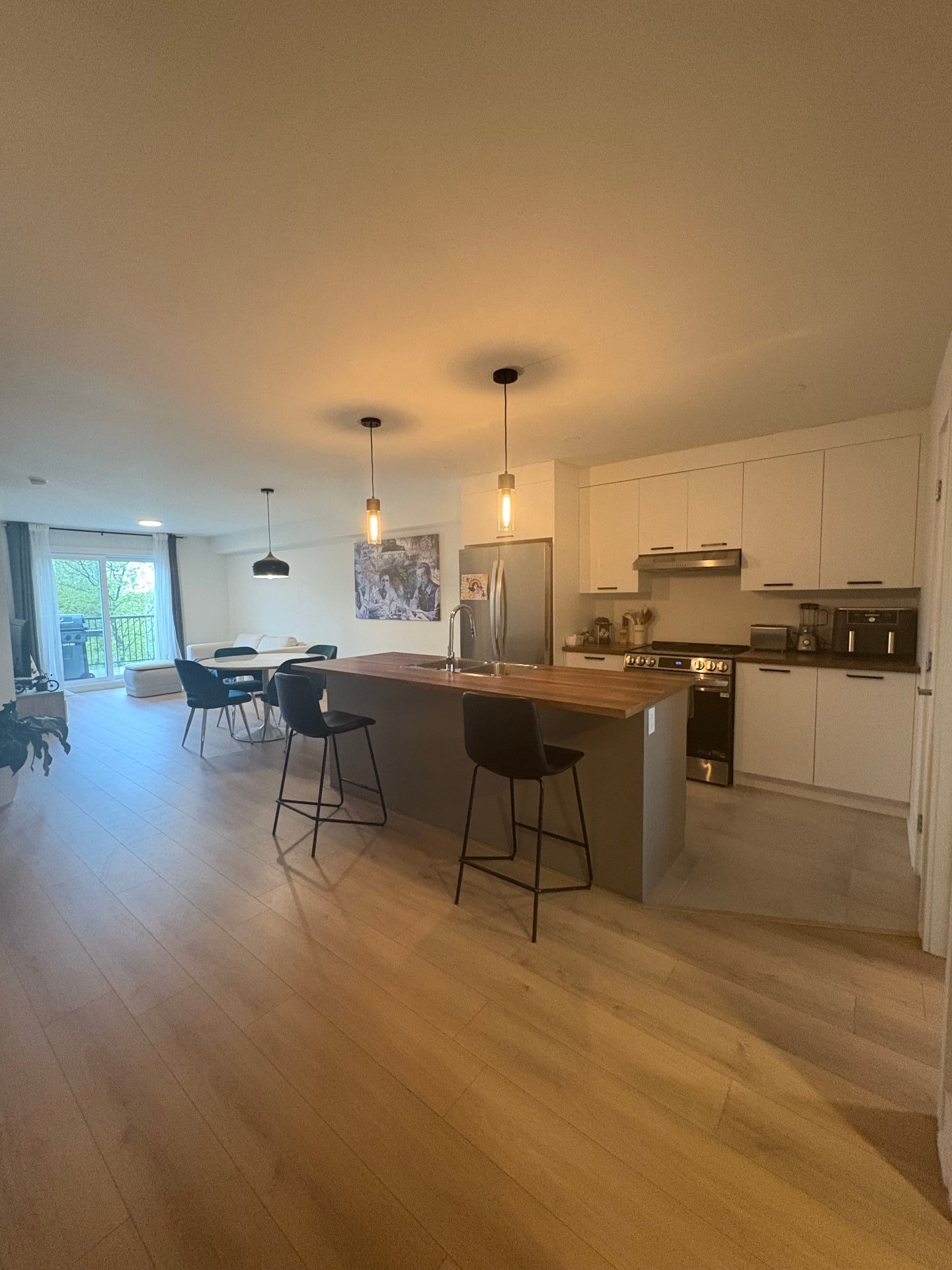 MLS: 19285266