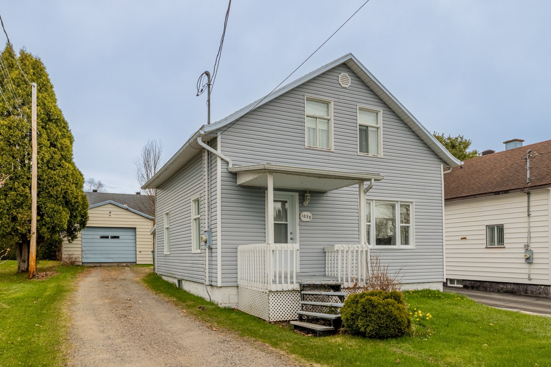 MLS: 23910629