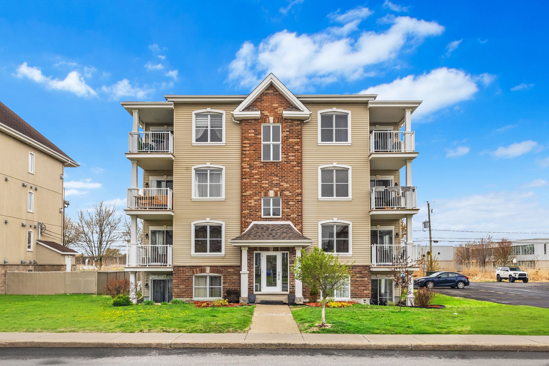 MLS: 12987952