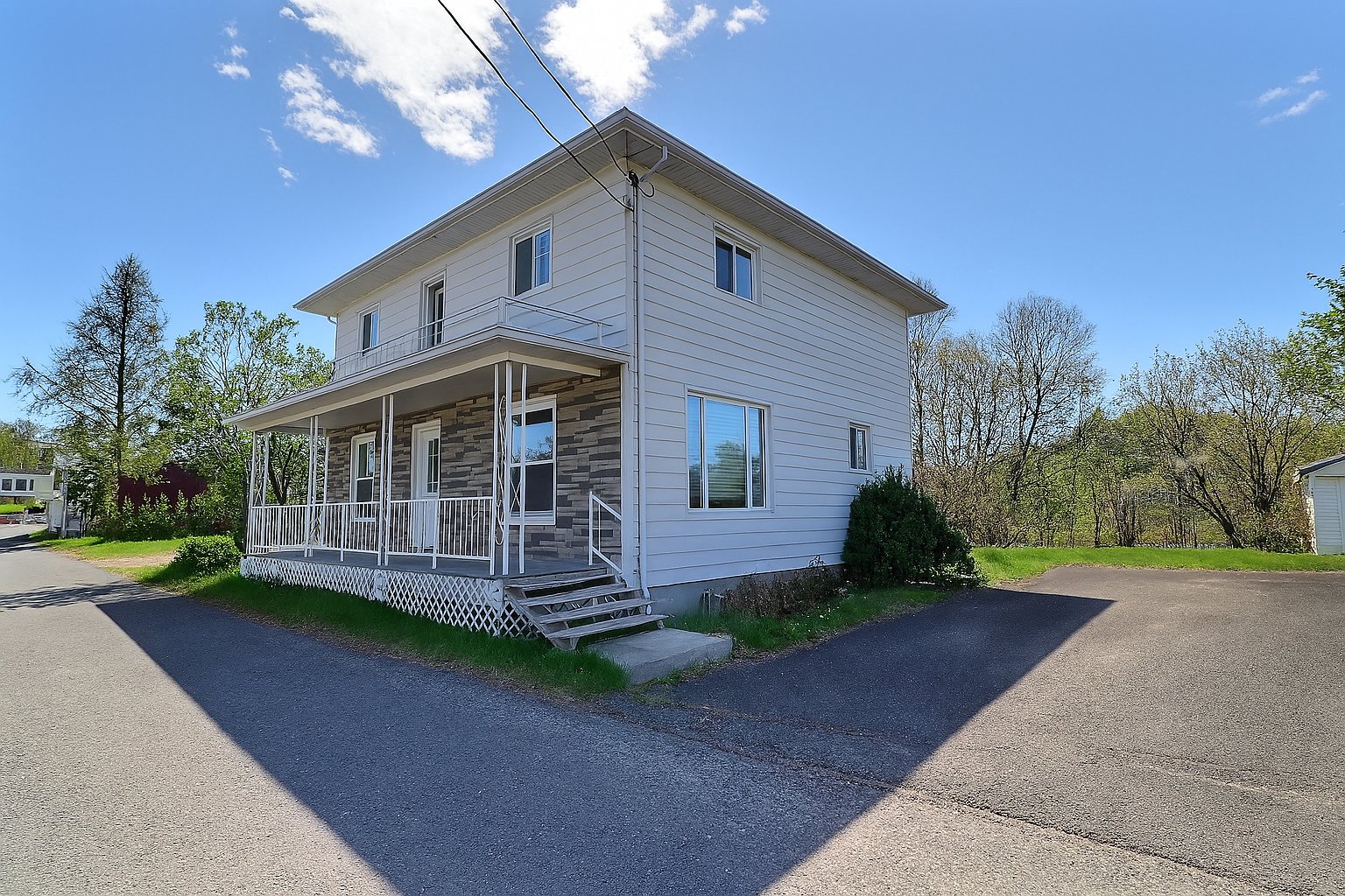 MLS: 19244099