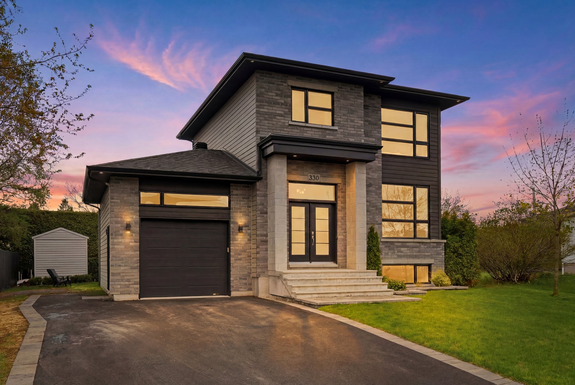 MLS: 27976614