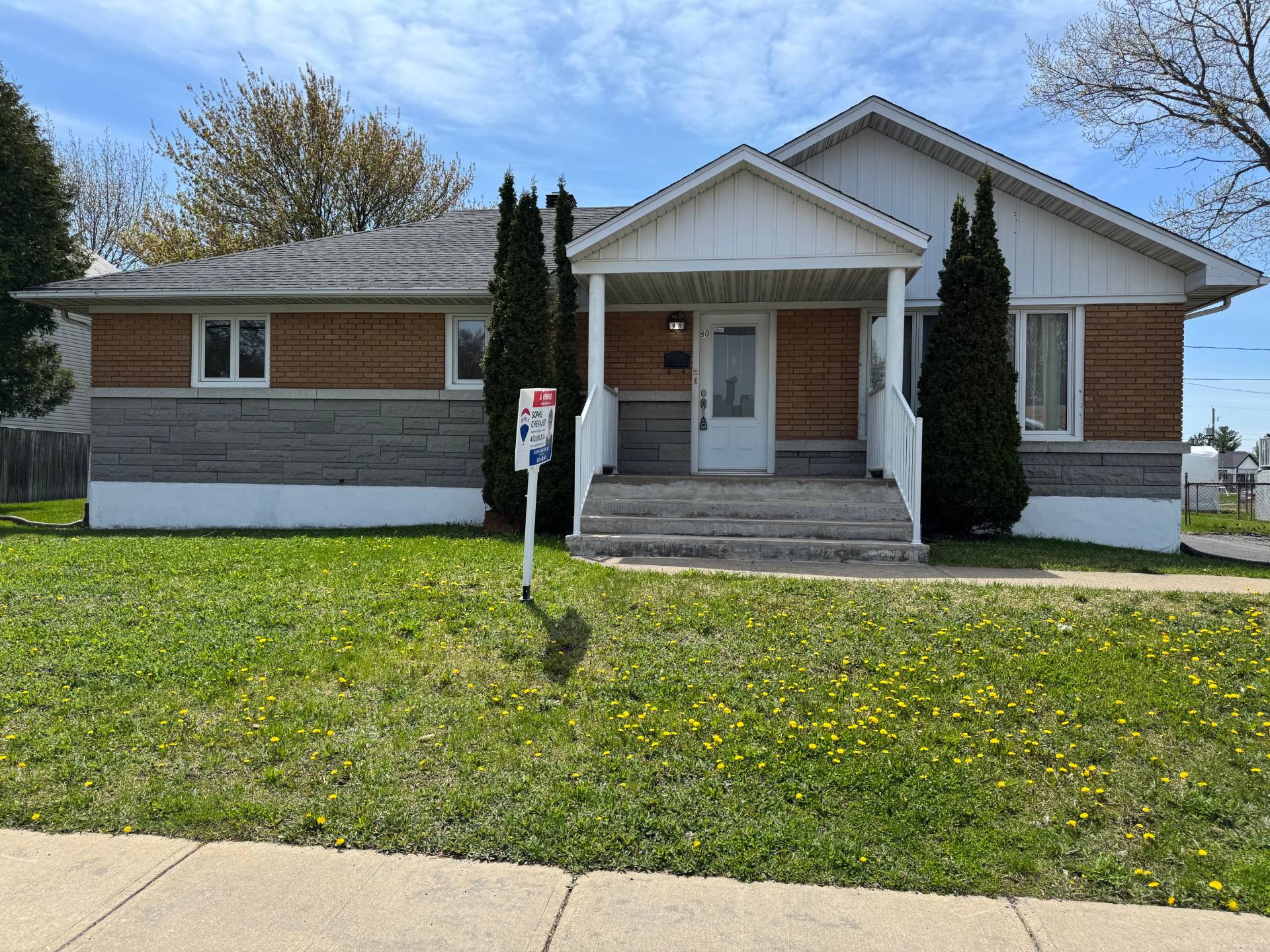 MLS: 28841448