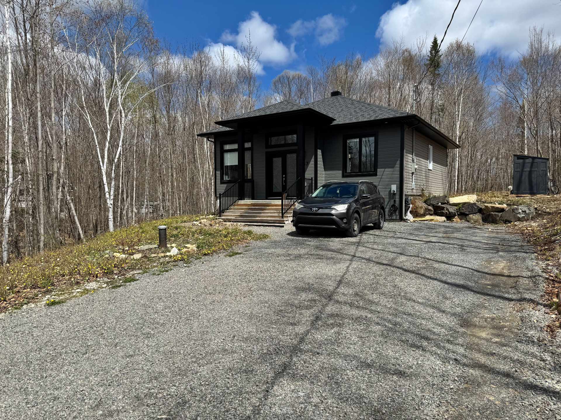 MLS: 28966086
