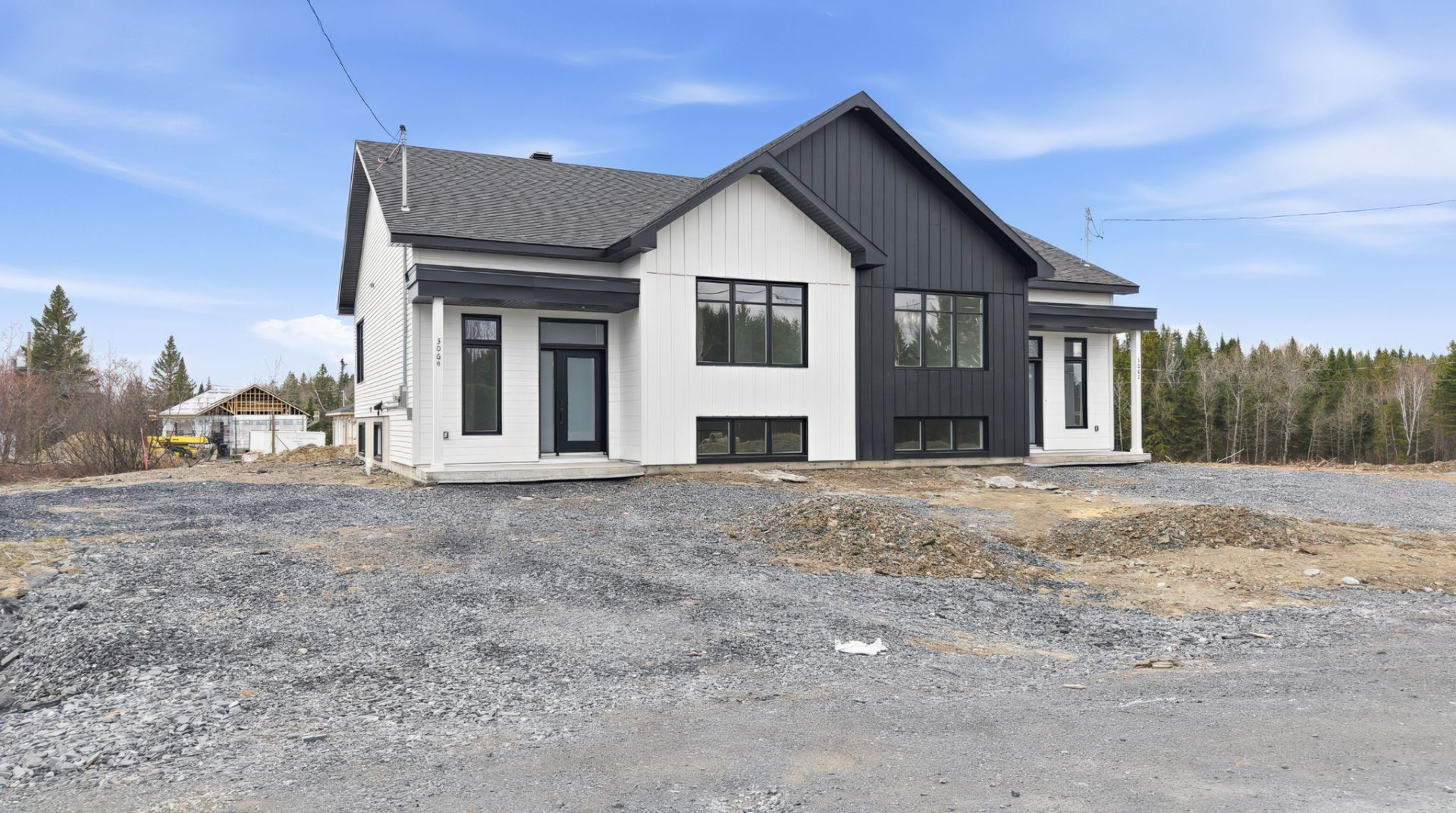 MLS: 21308632