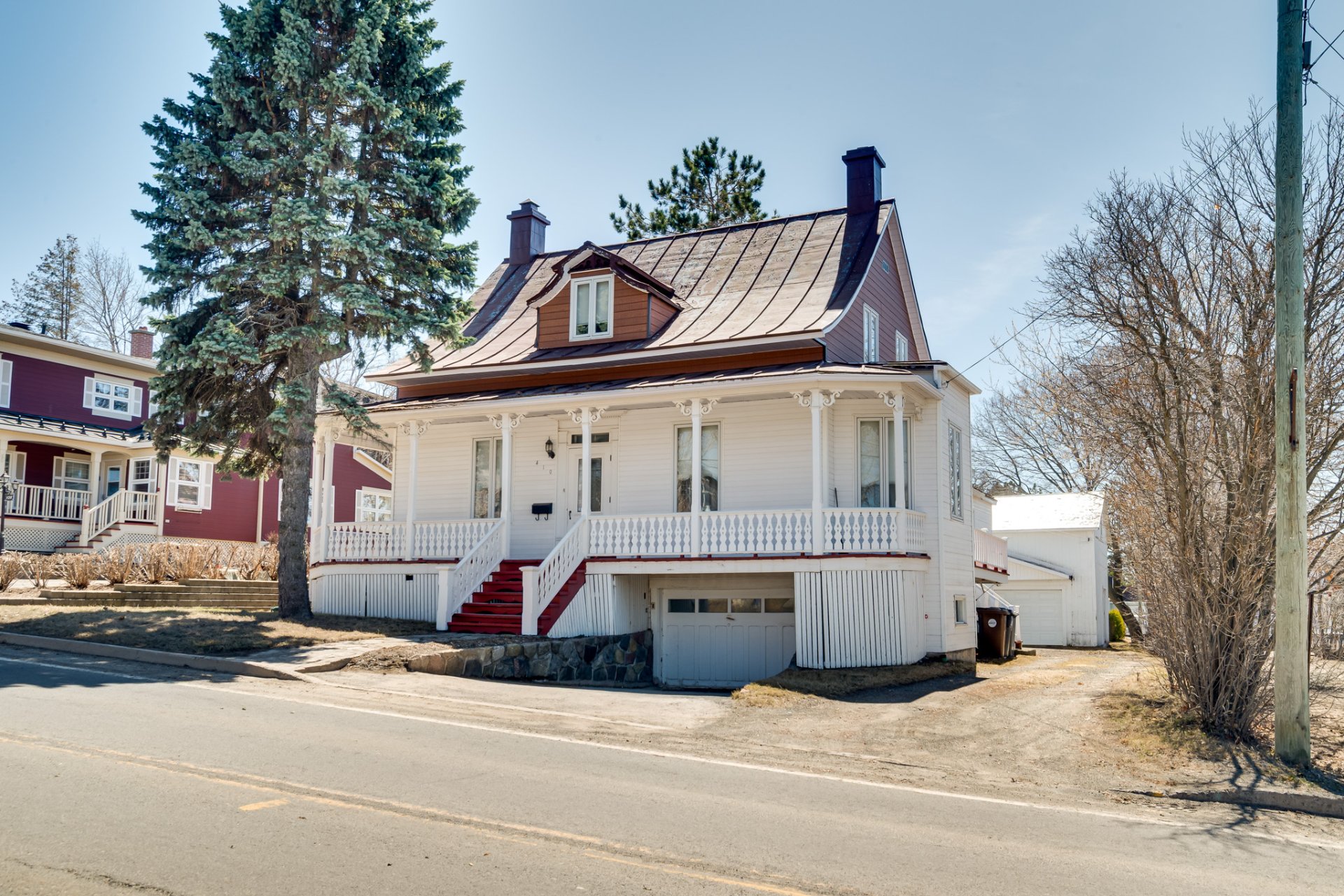 MLS: 16927878