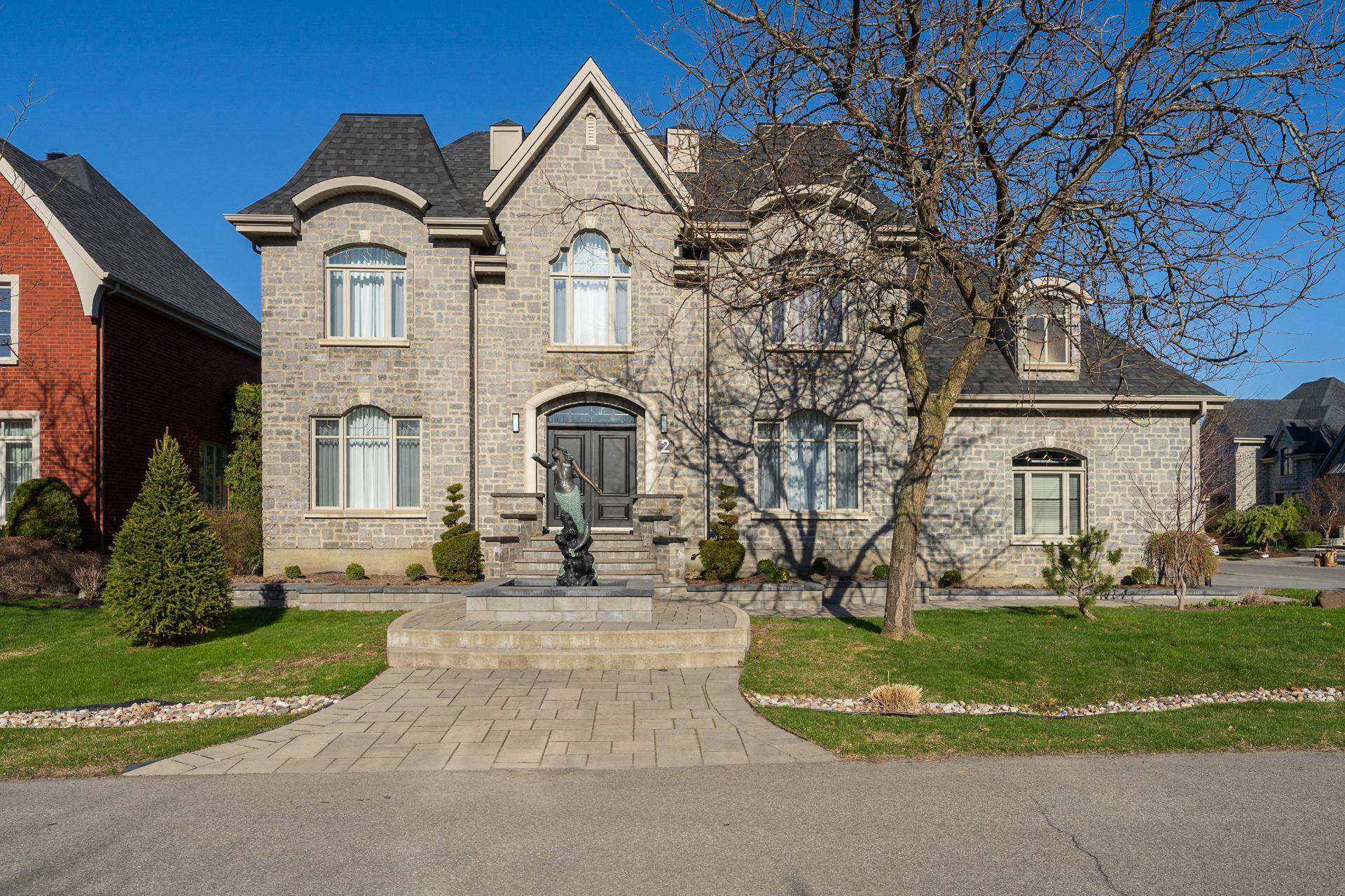 MLS: 24497663