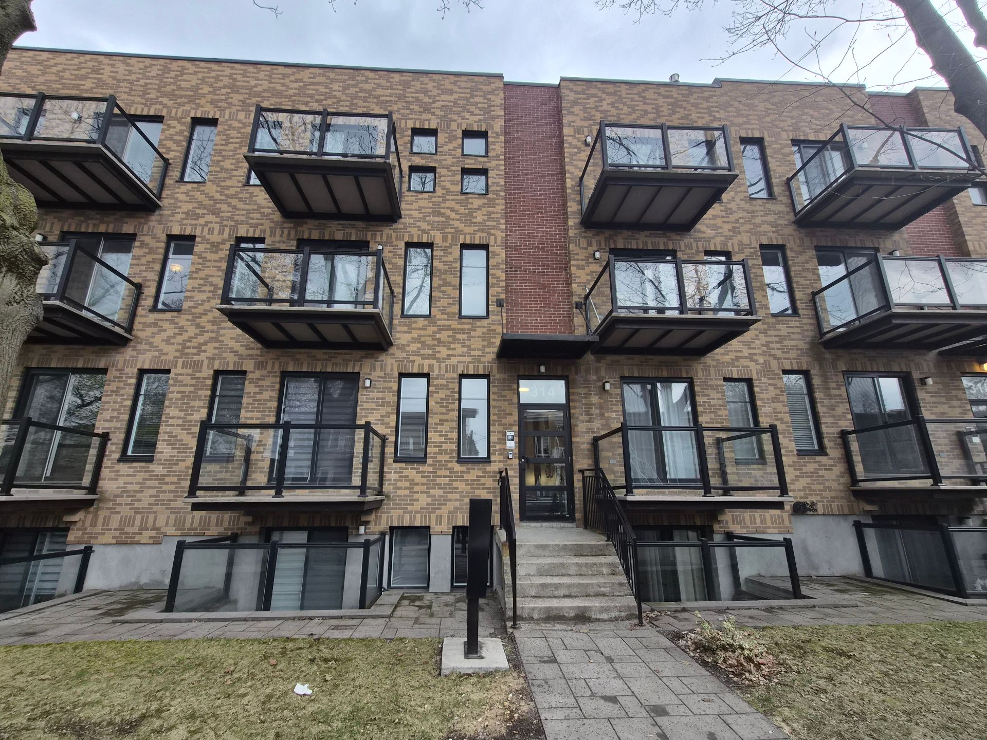 MLS: 16508295