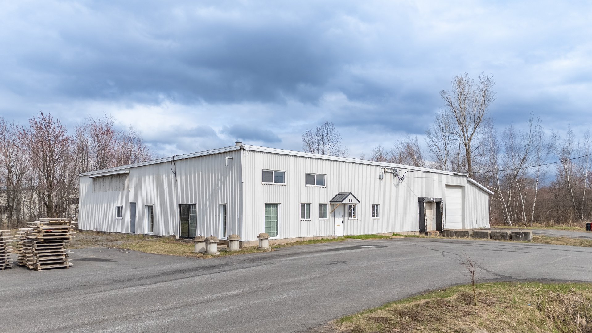 MLS: 14691152