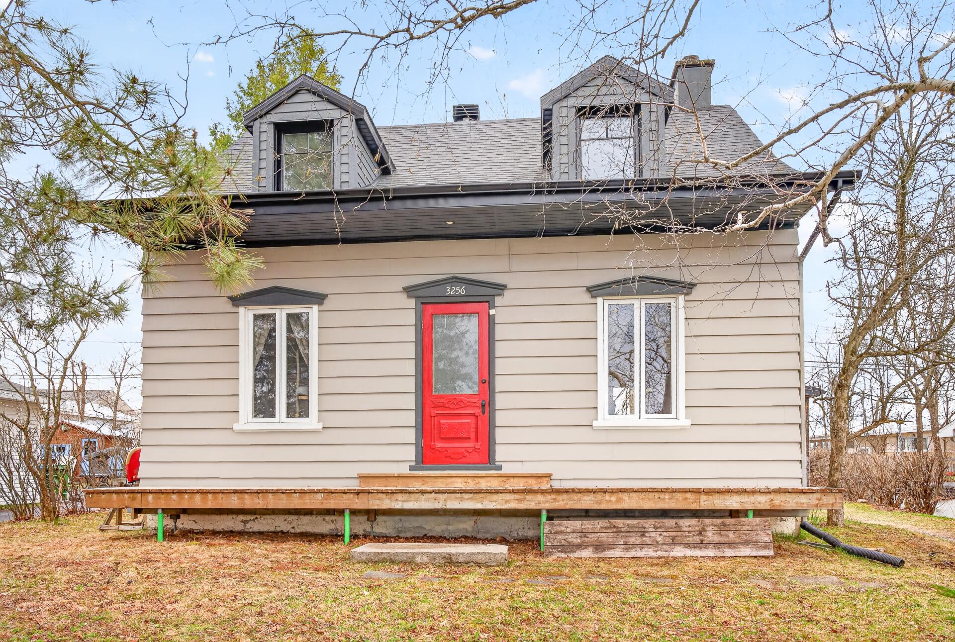 MLS: 20718511