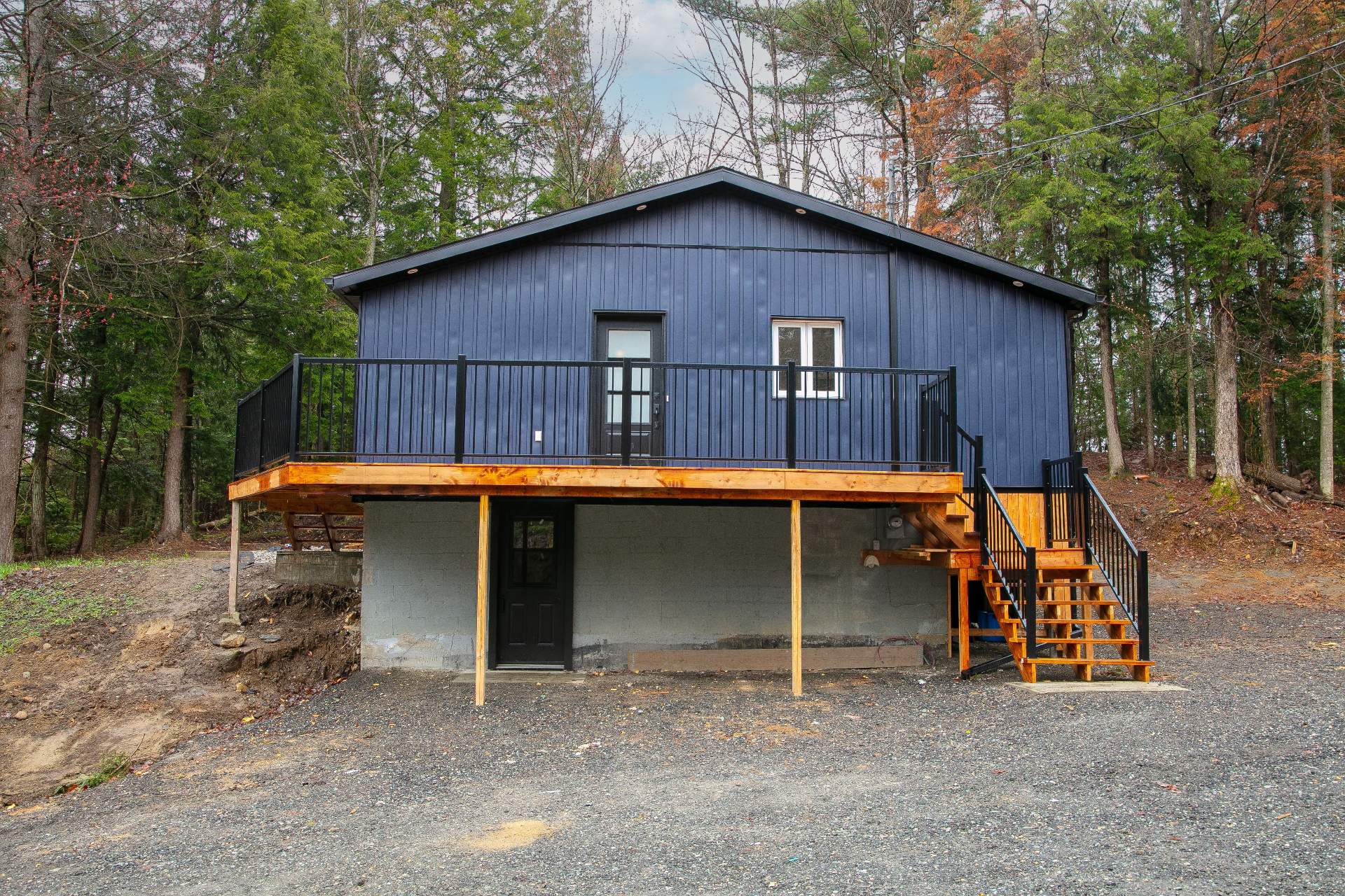 MLS: 24498806