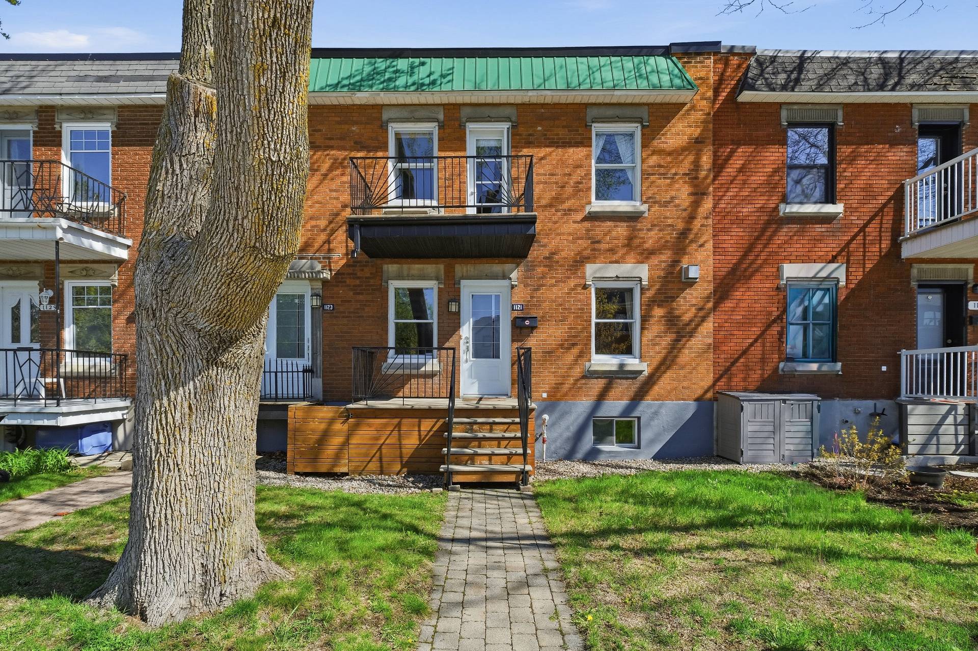 MLS: 28791140