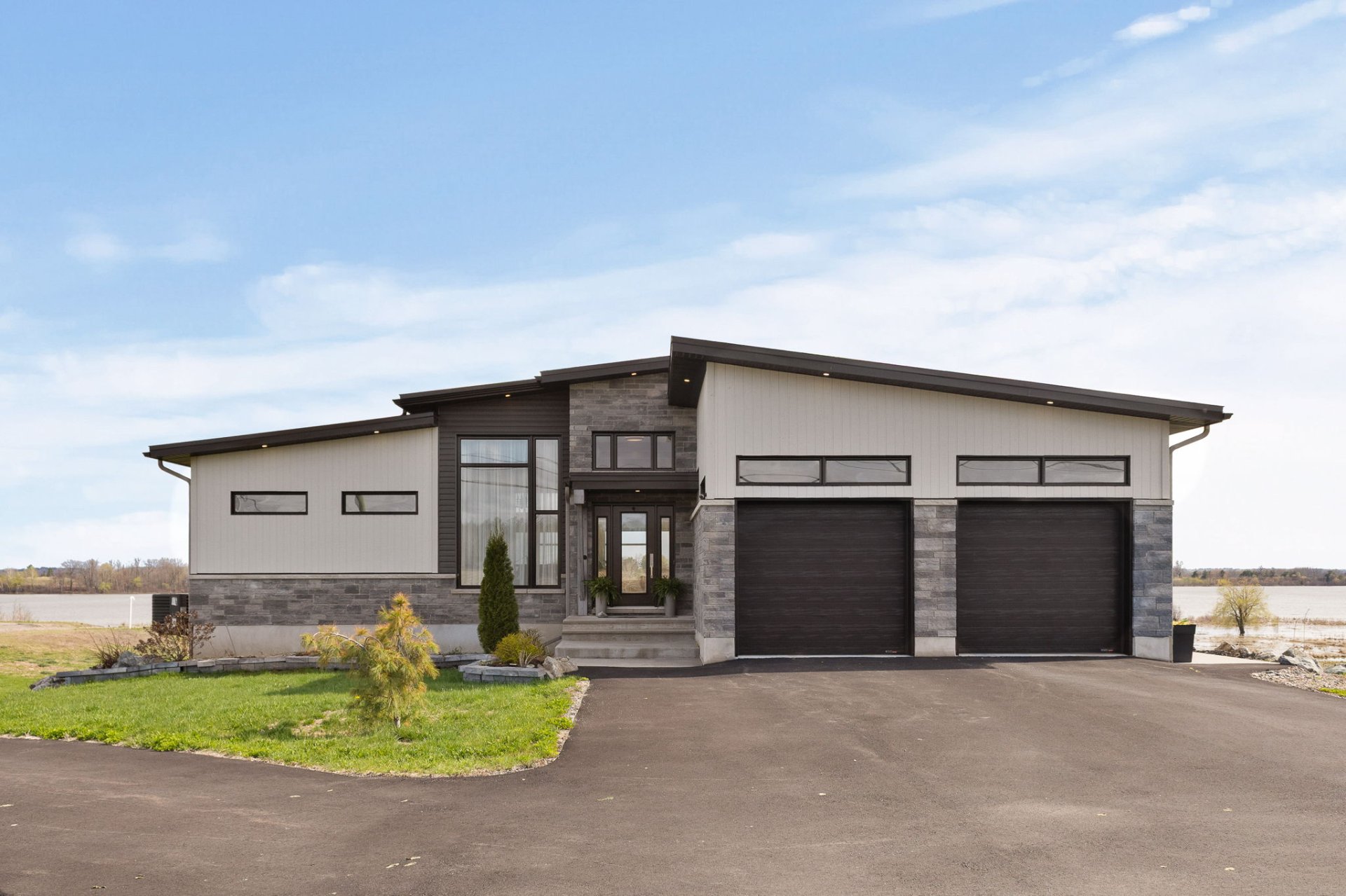 MLS: 17135081