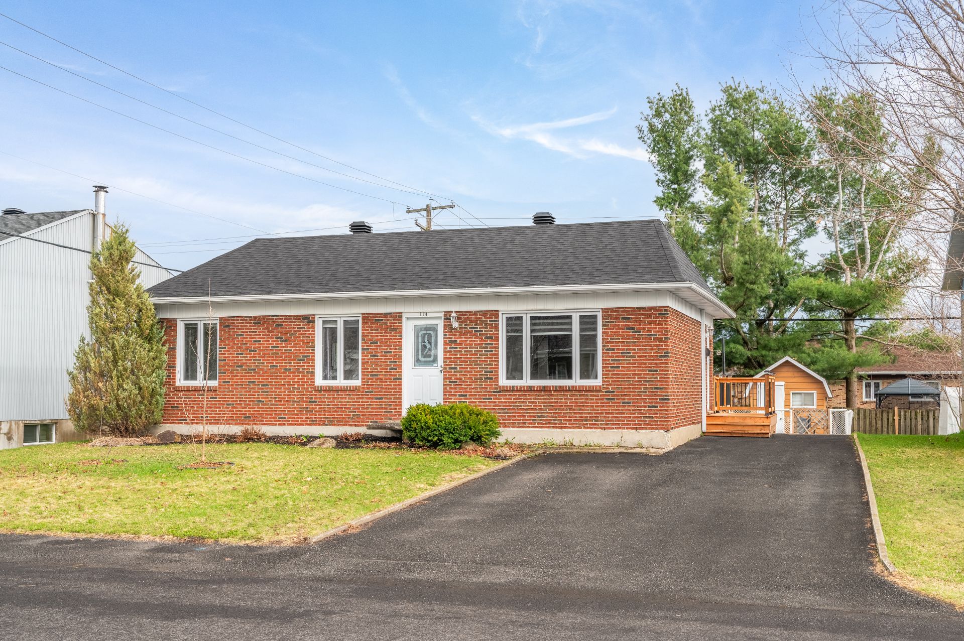 MLS: 11605796