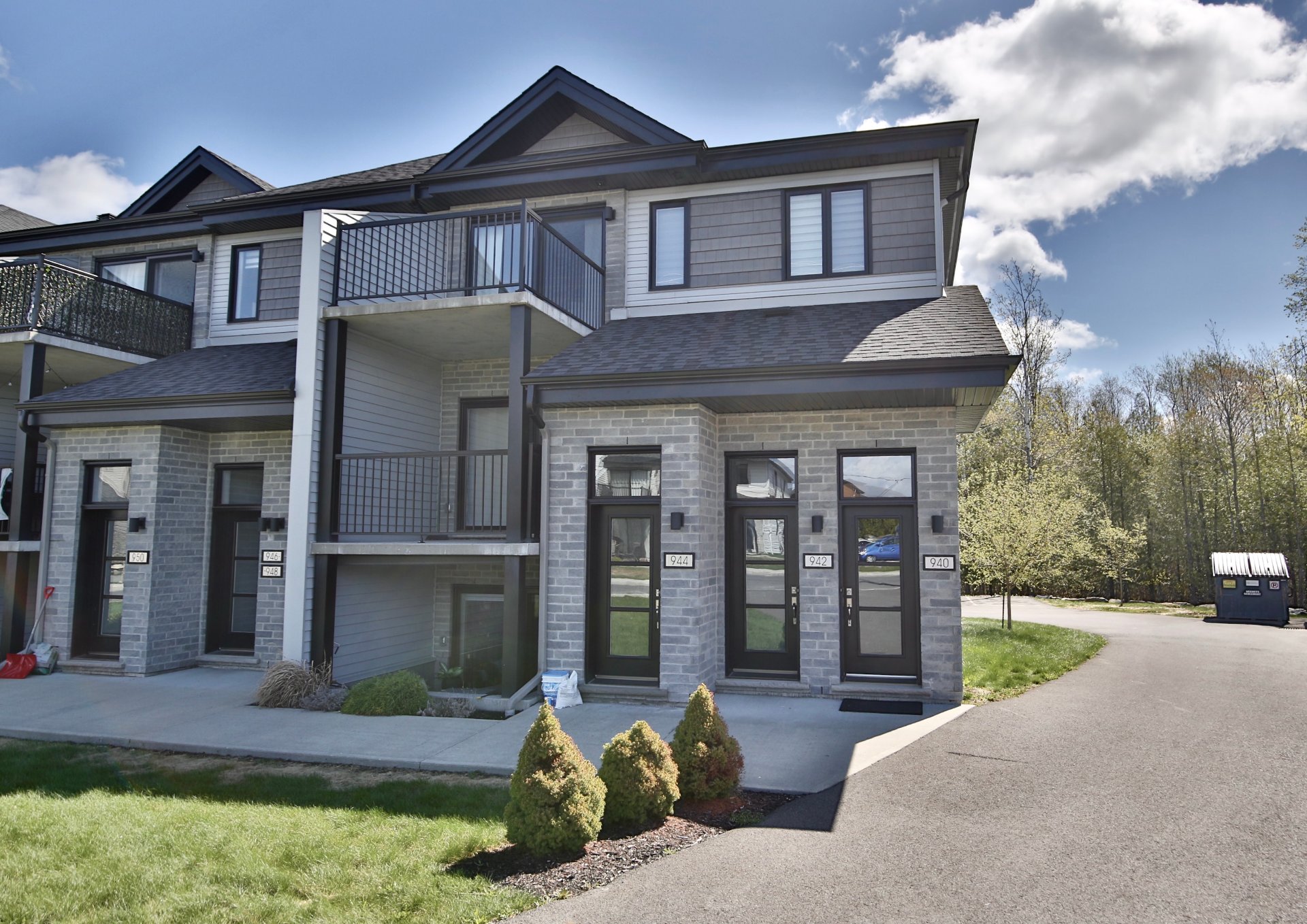 MLS: 21643171