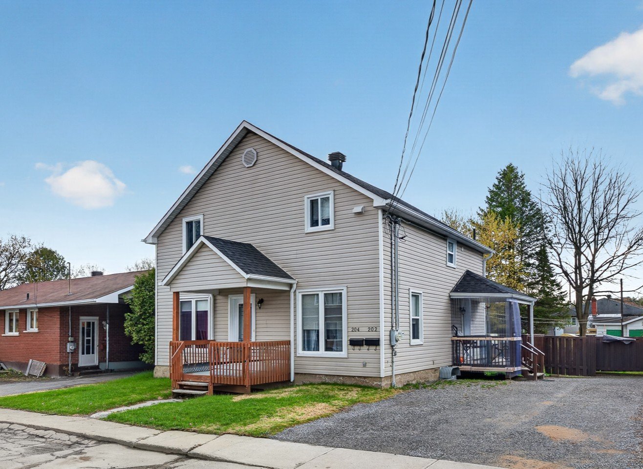 MLS: 17165083