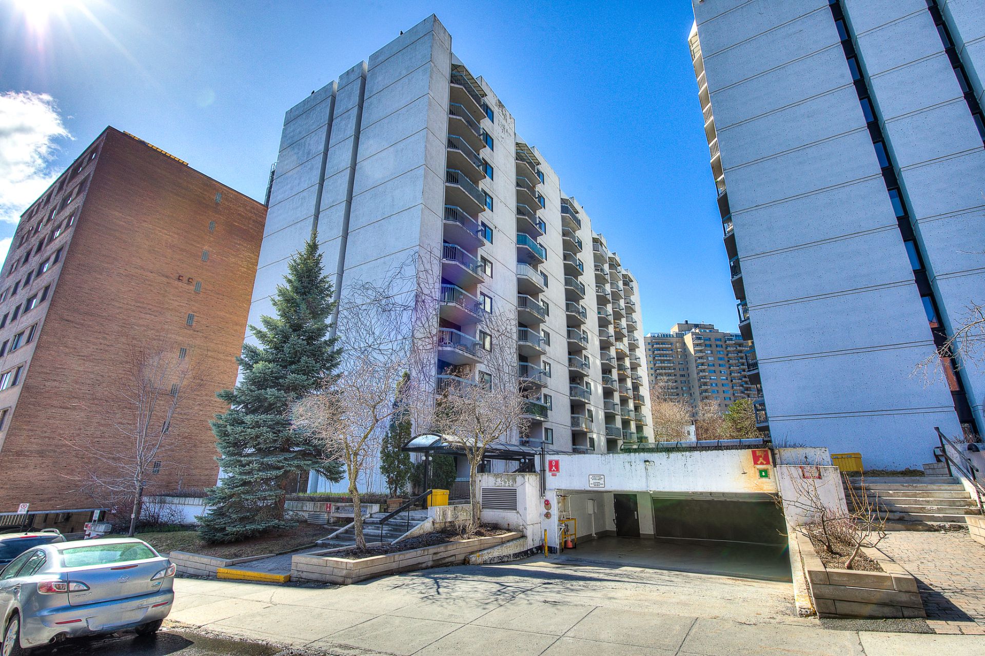 MLS: 21090622